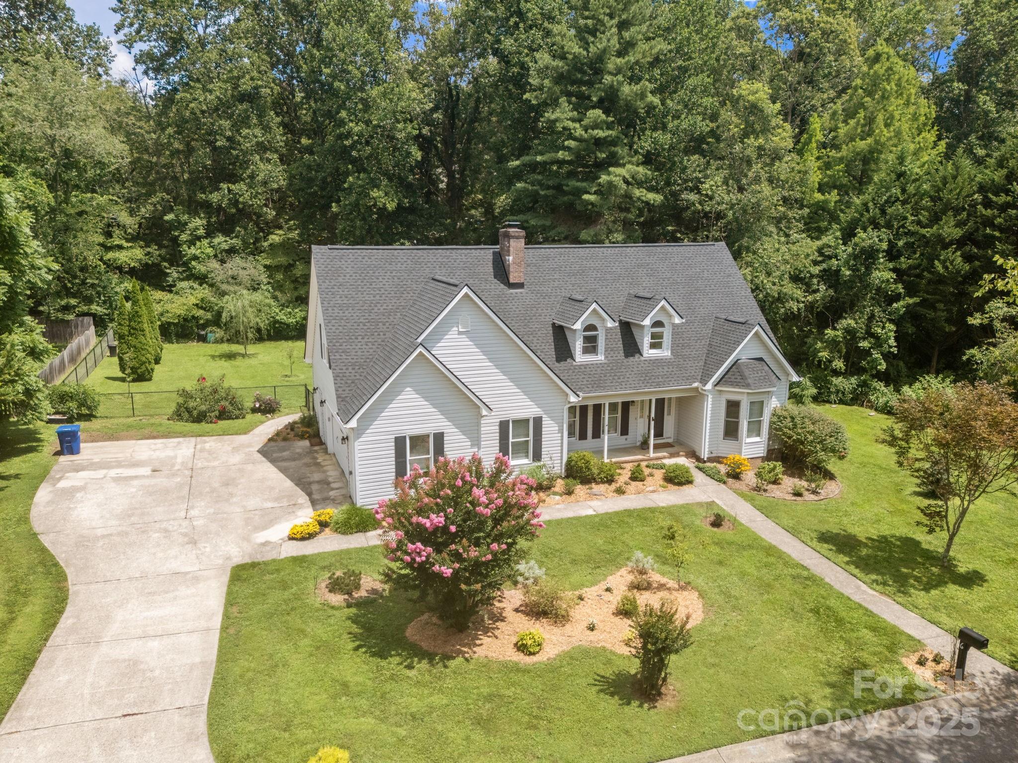 6 Springfield Way