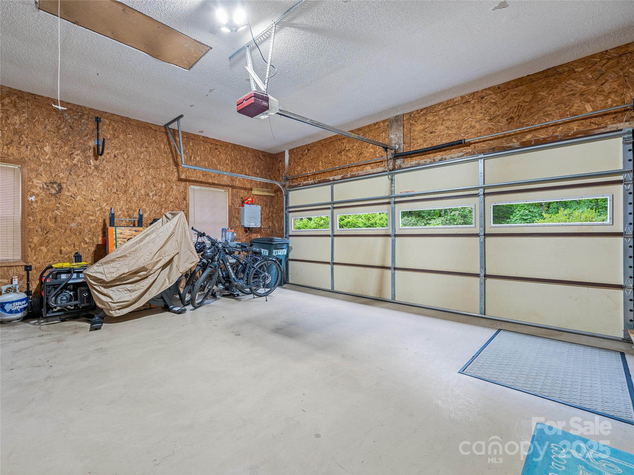 547 Hunters Glen Lane