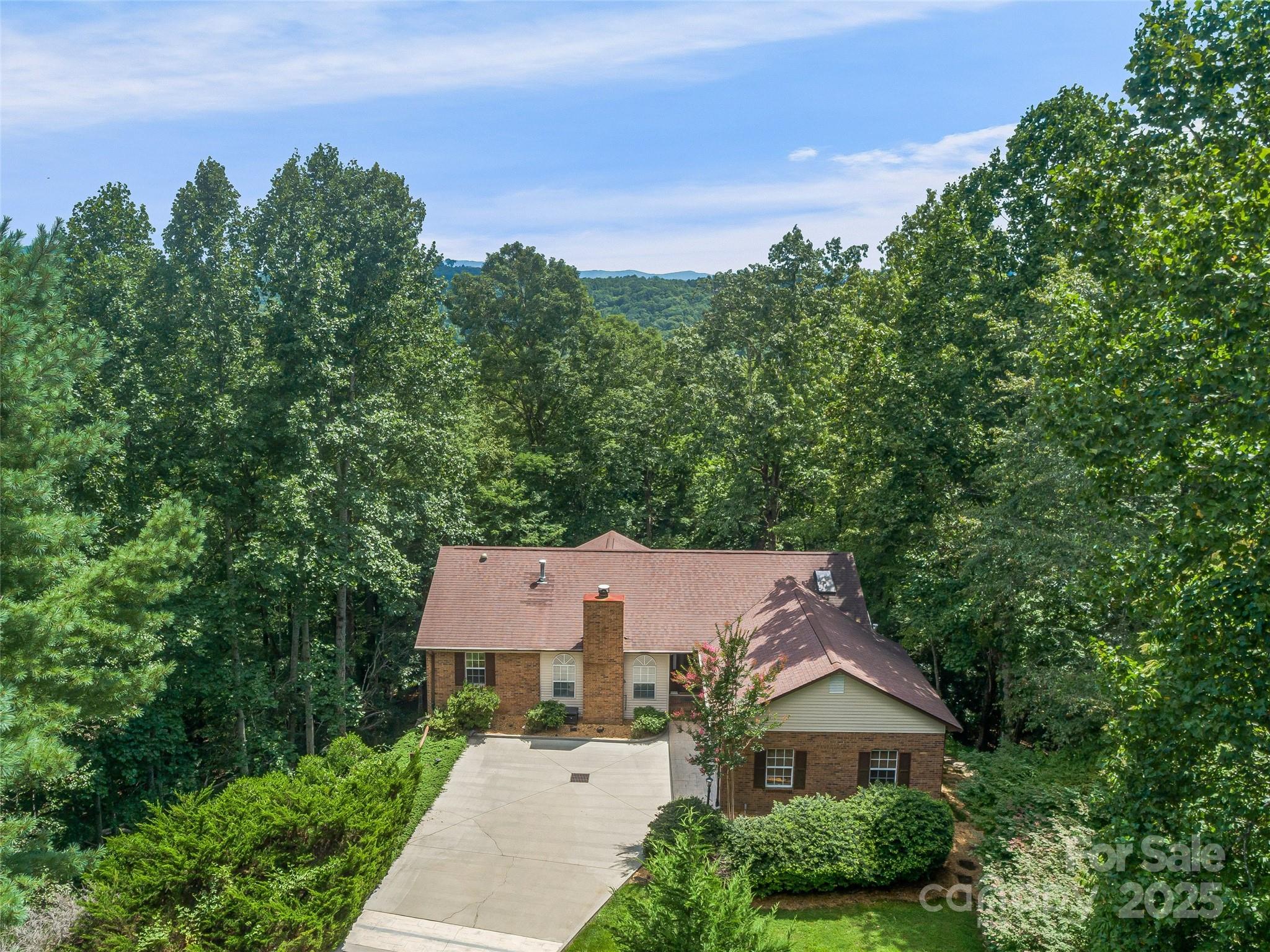 547 Hunters Glen Lane