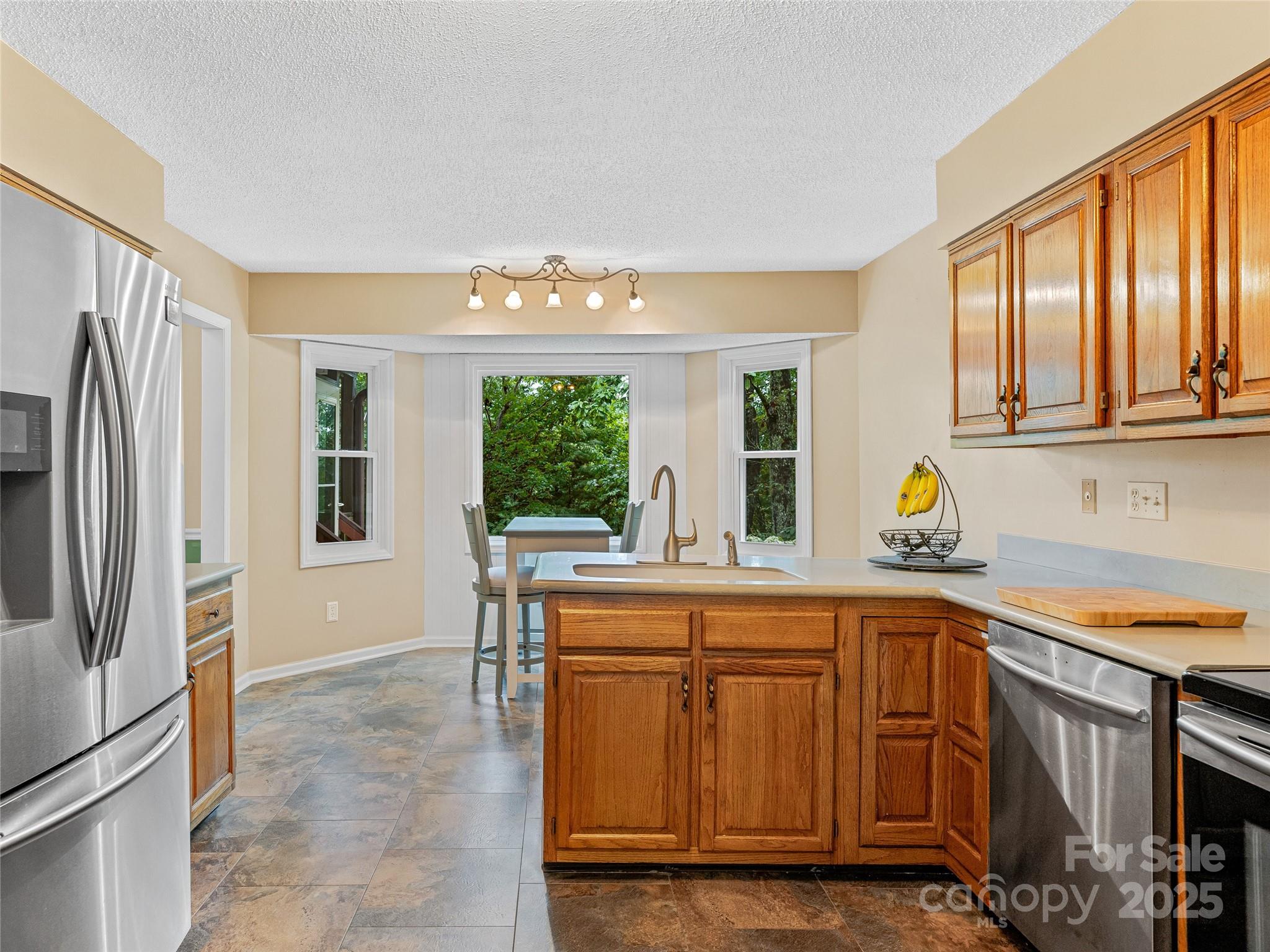 547 Hunters Glen Lane