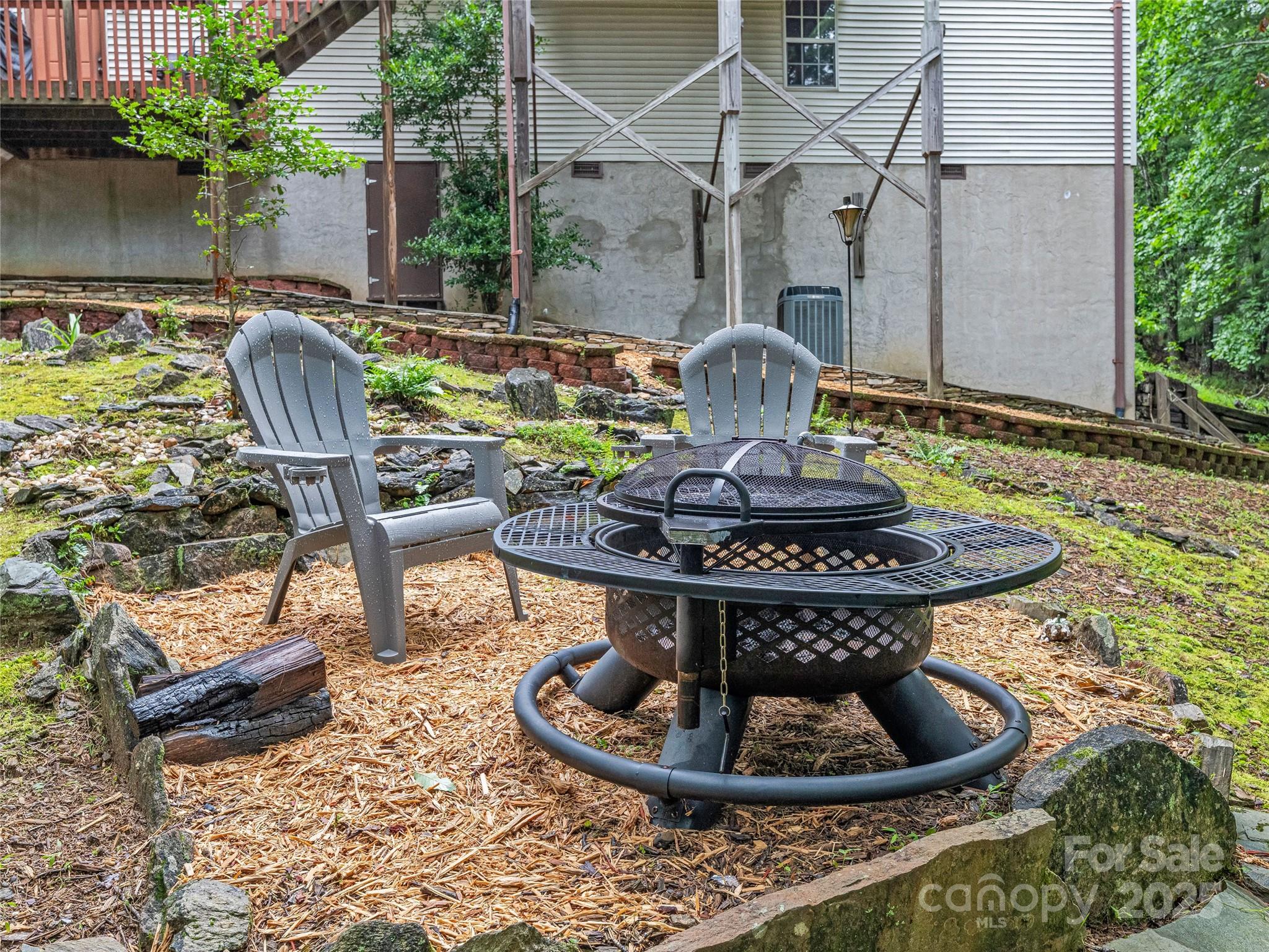 547 Hunters Glen Lane