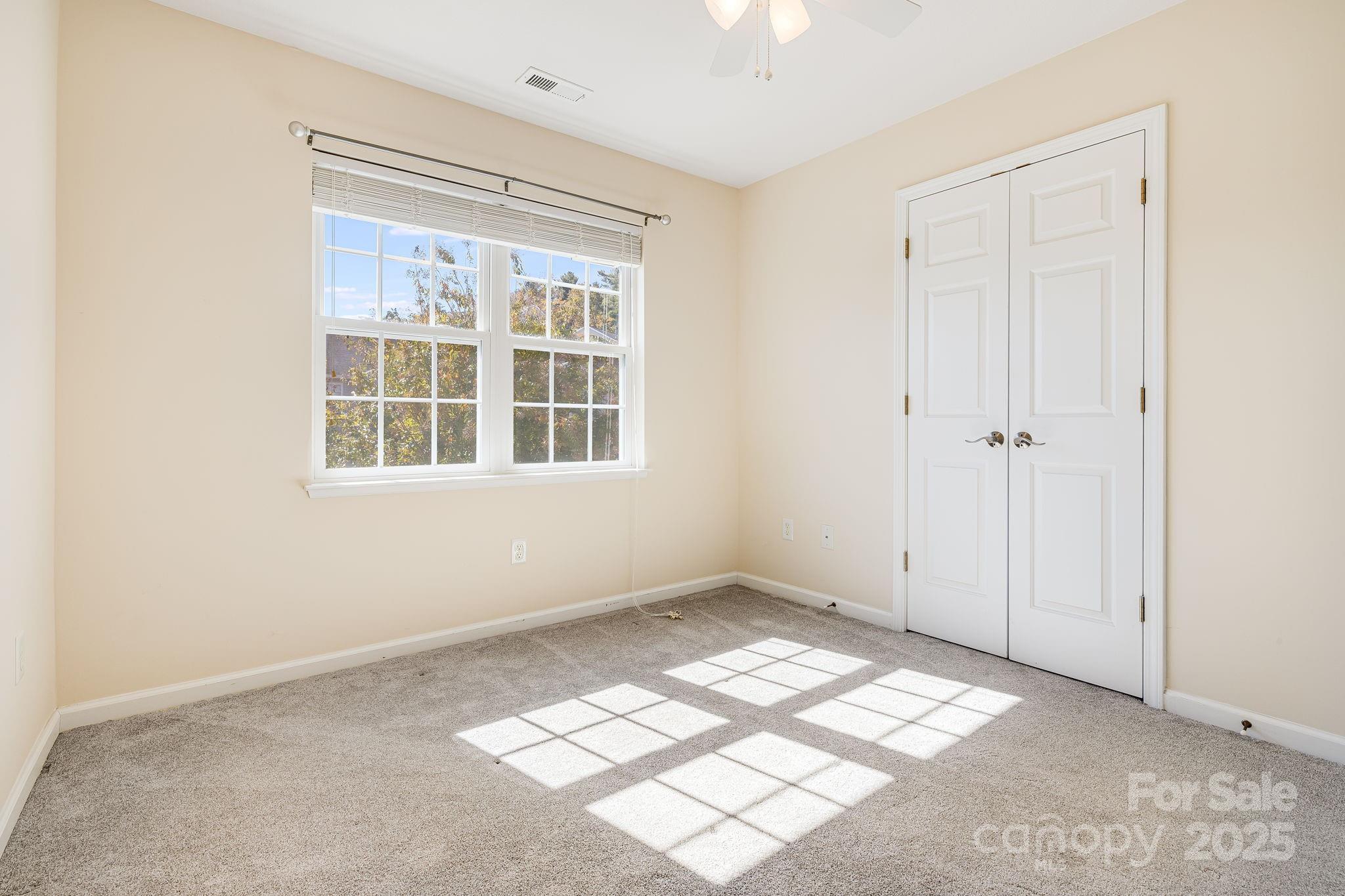 48 Lanceford Circle