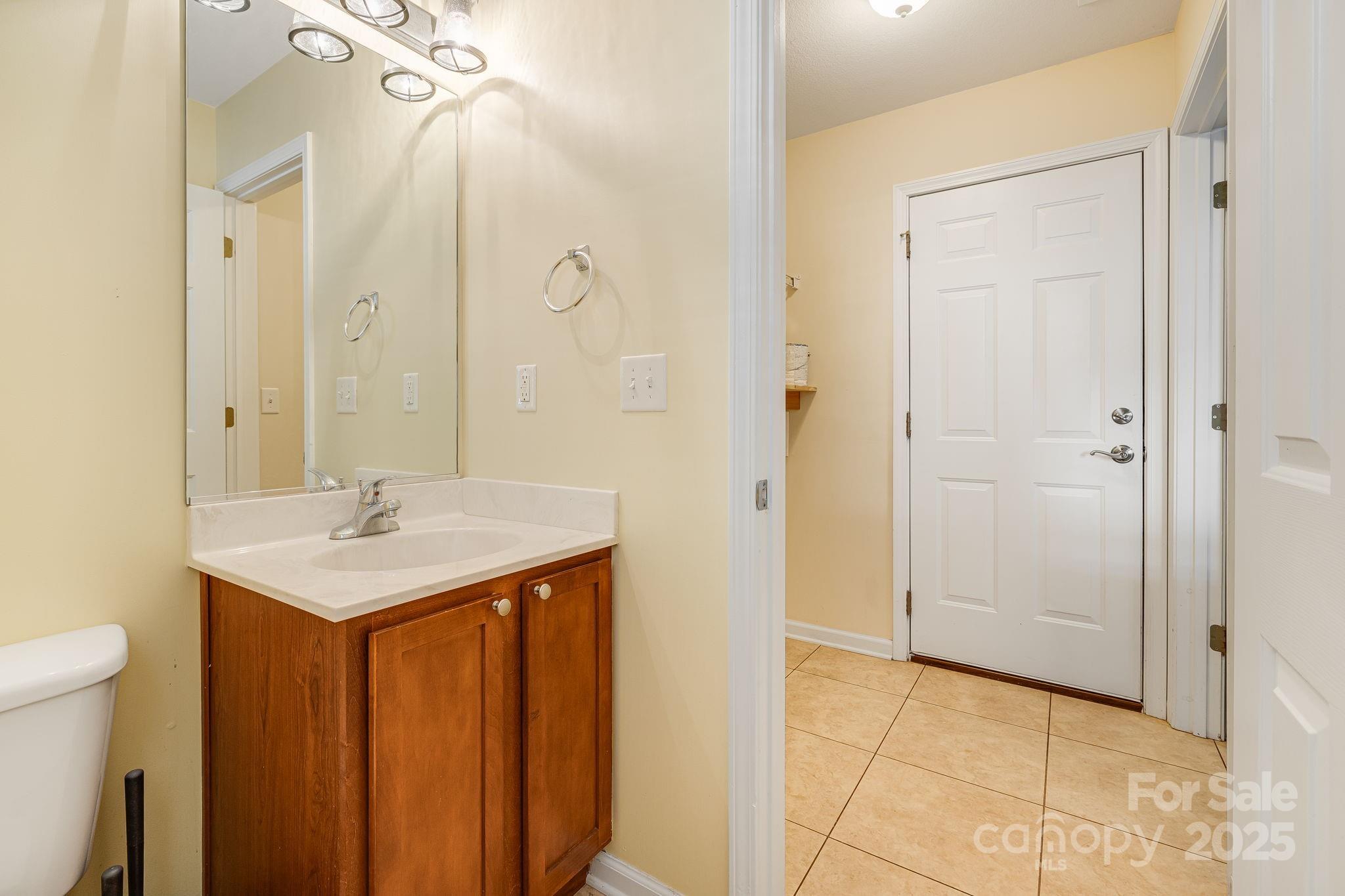 48 Lanceford Circle