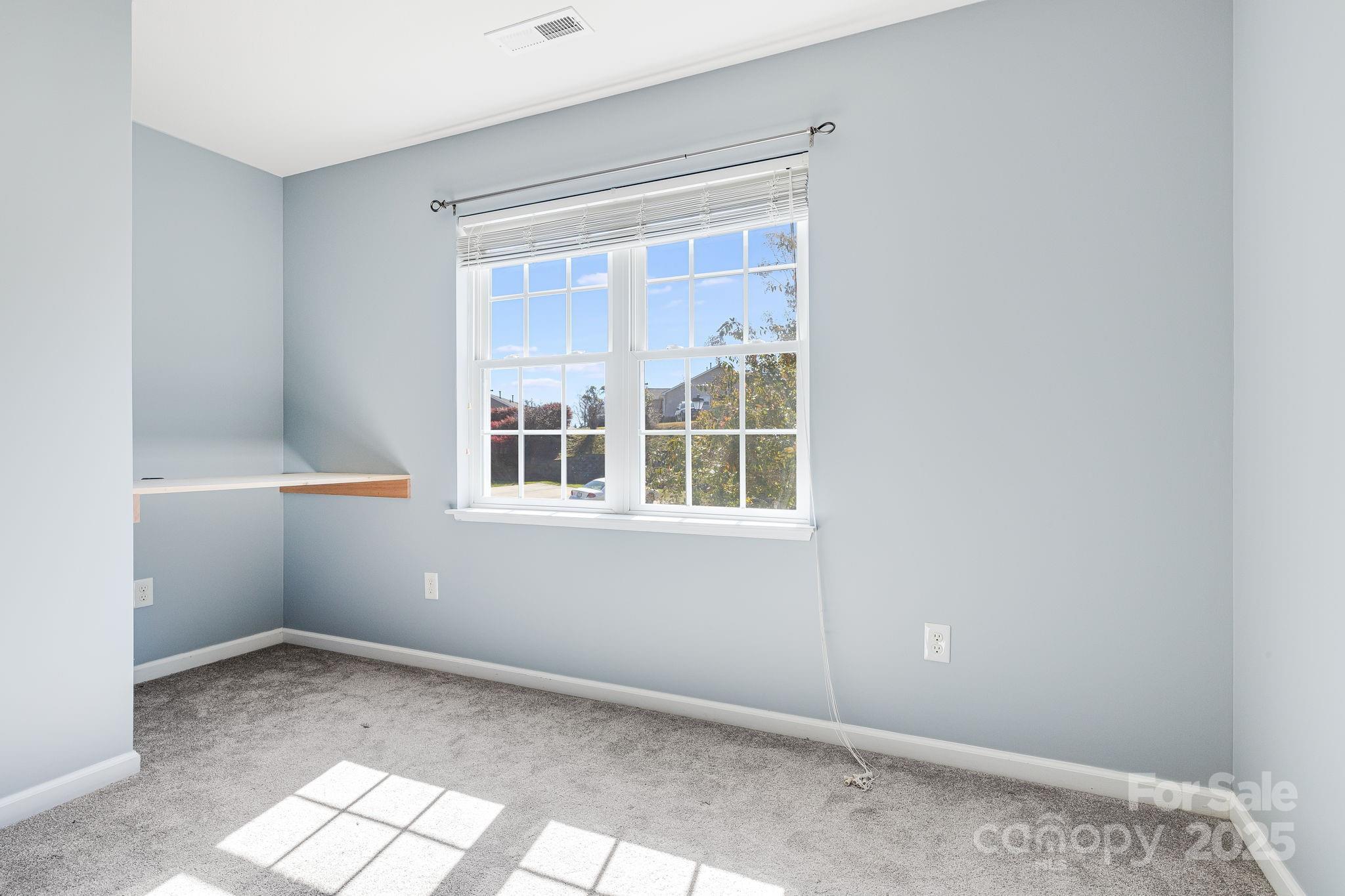 48 Lanceford Circle