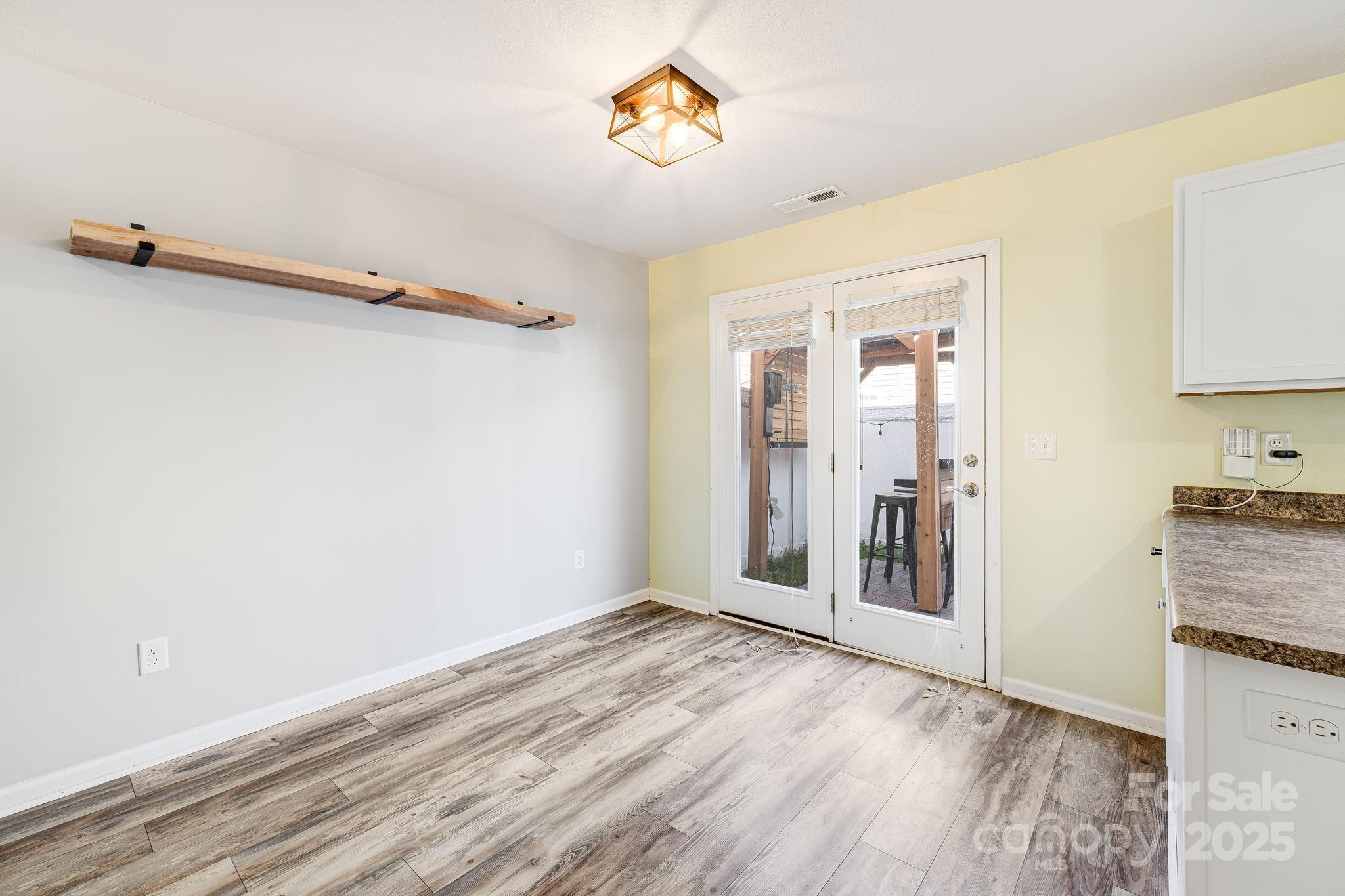 48 Lanceford Circle