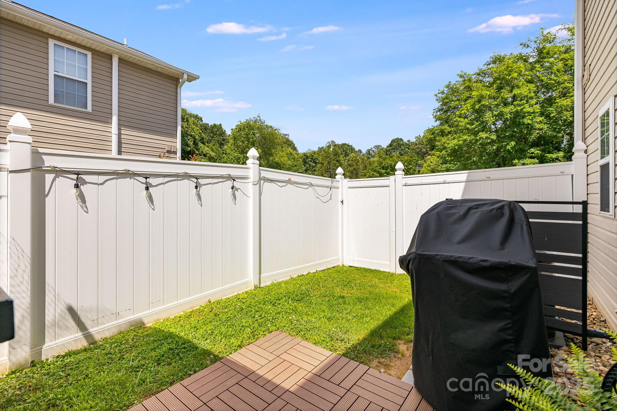 48 Lanceford Circle