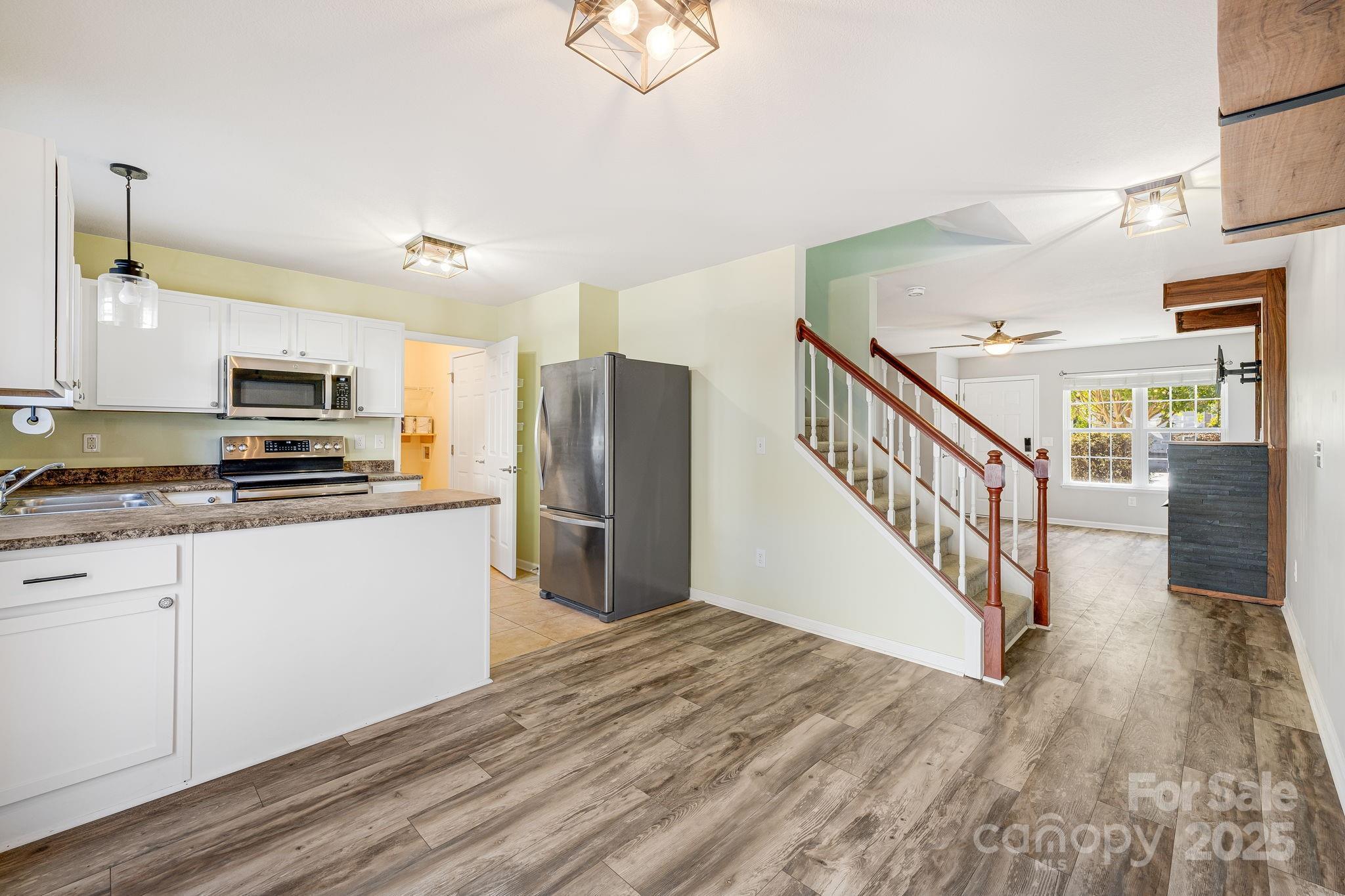 48 Lanceford Circle