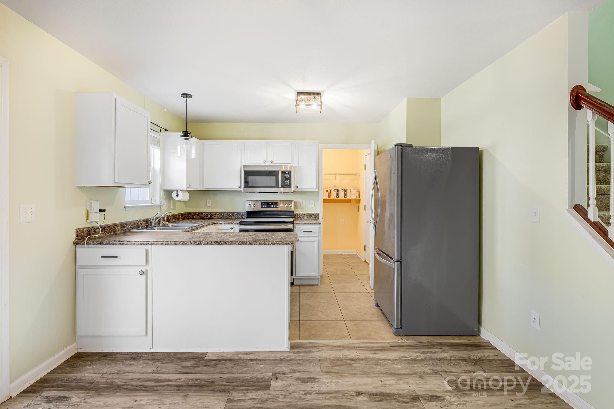 48 Lanceford Circle
