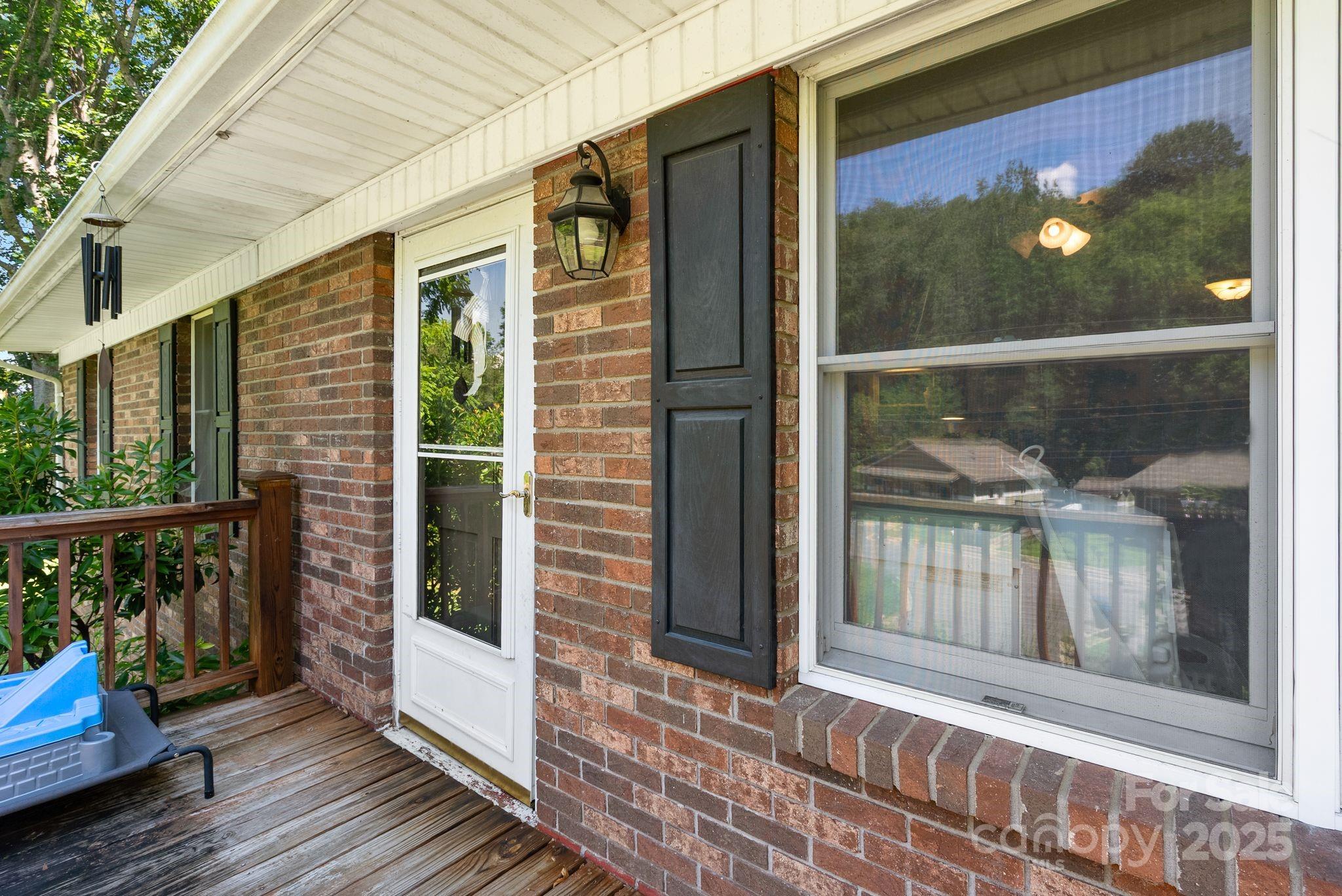 11 Stonecrest Heights
