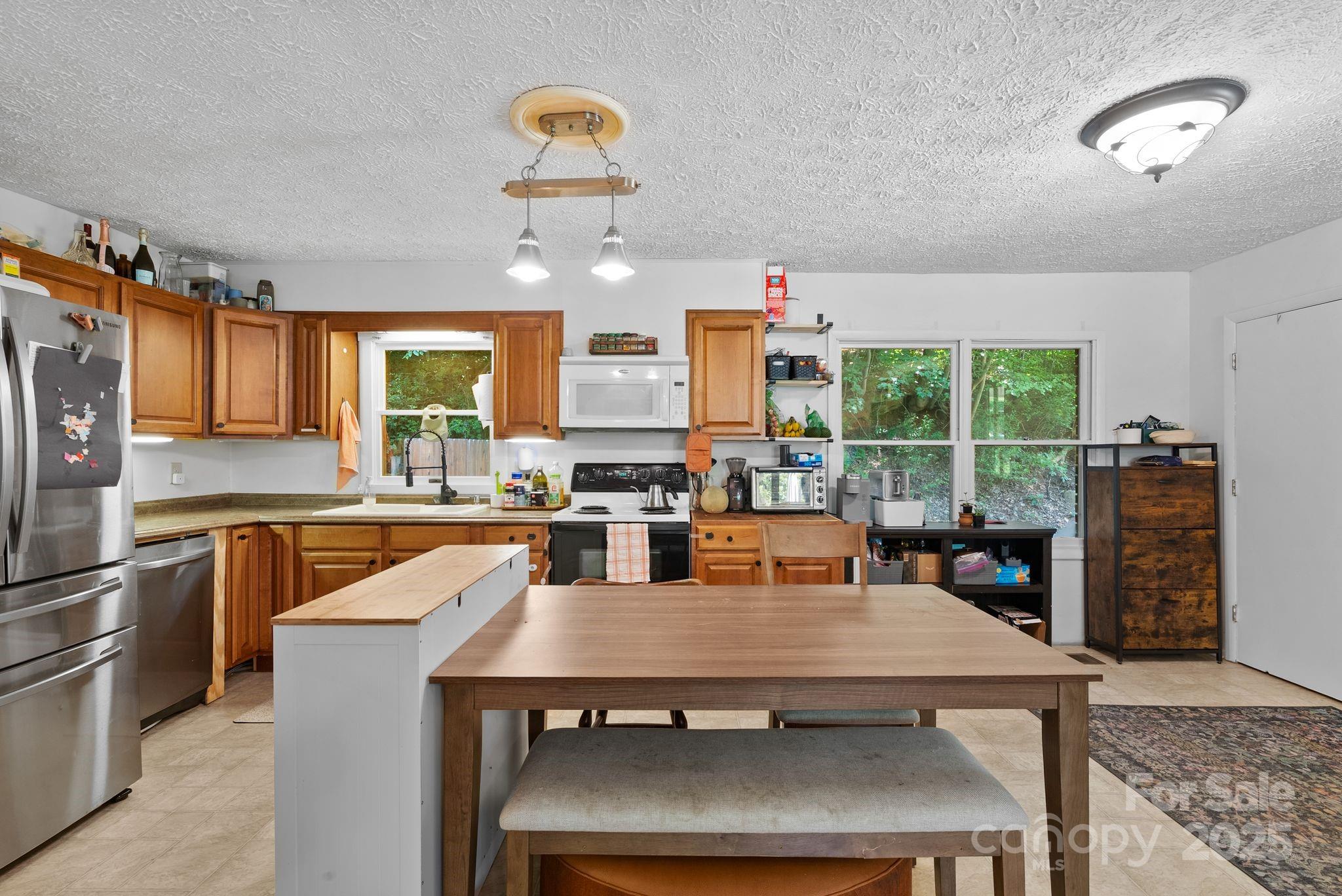 11 Stonecrest Heights