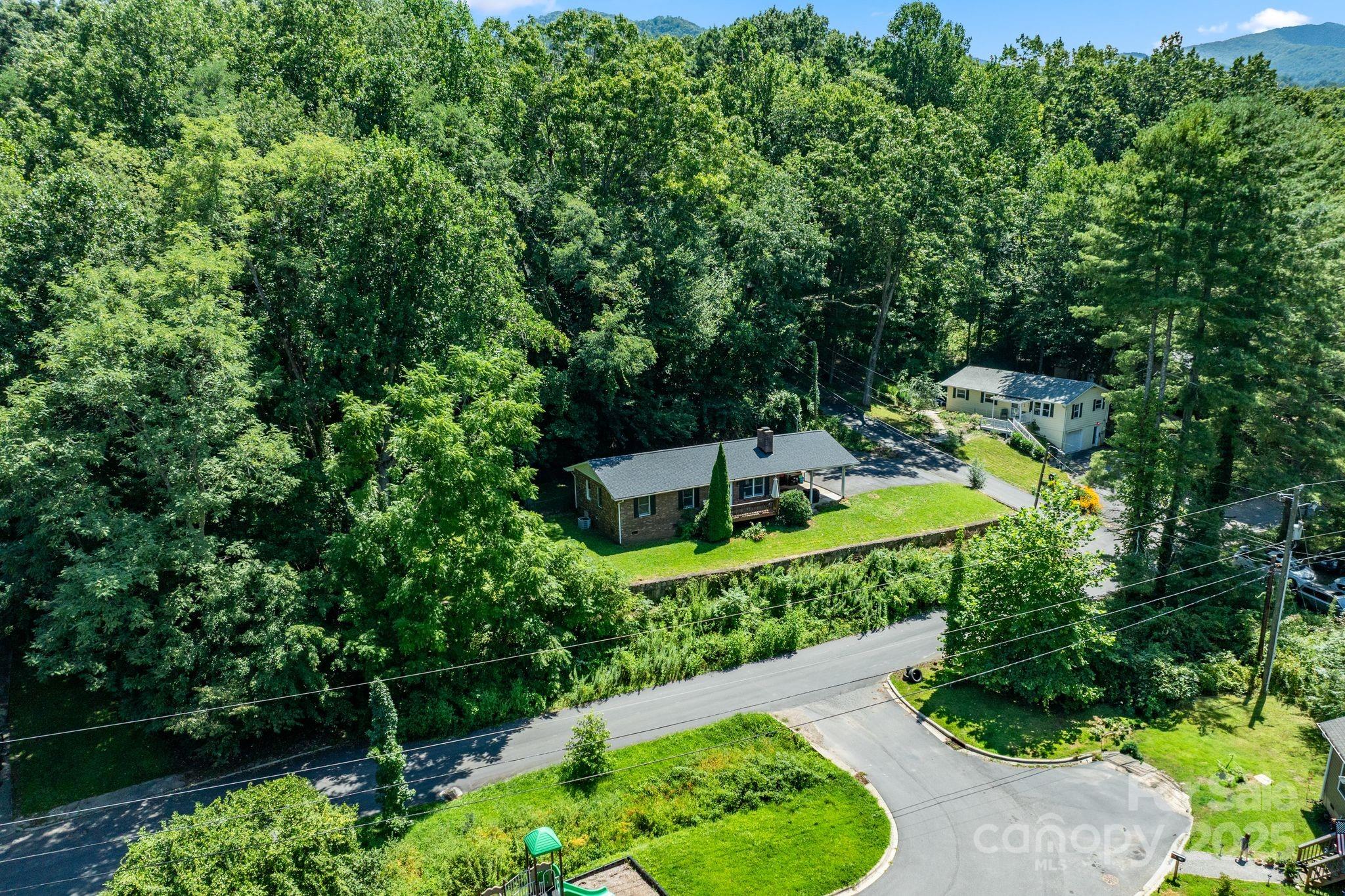11 Stonecrest Heights