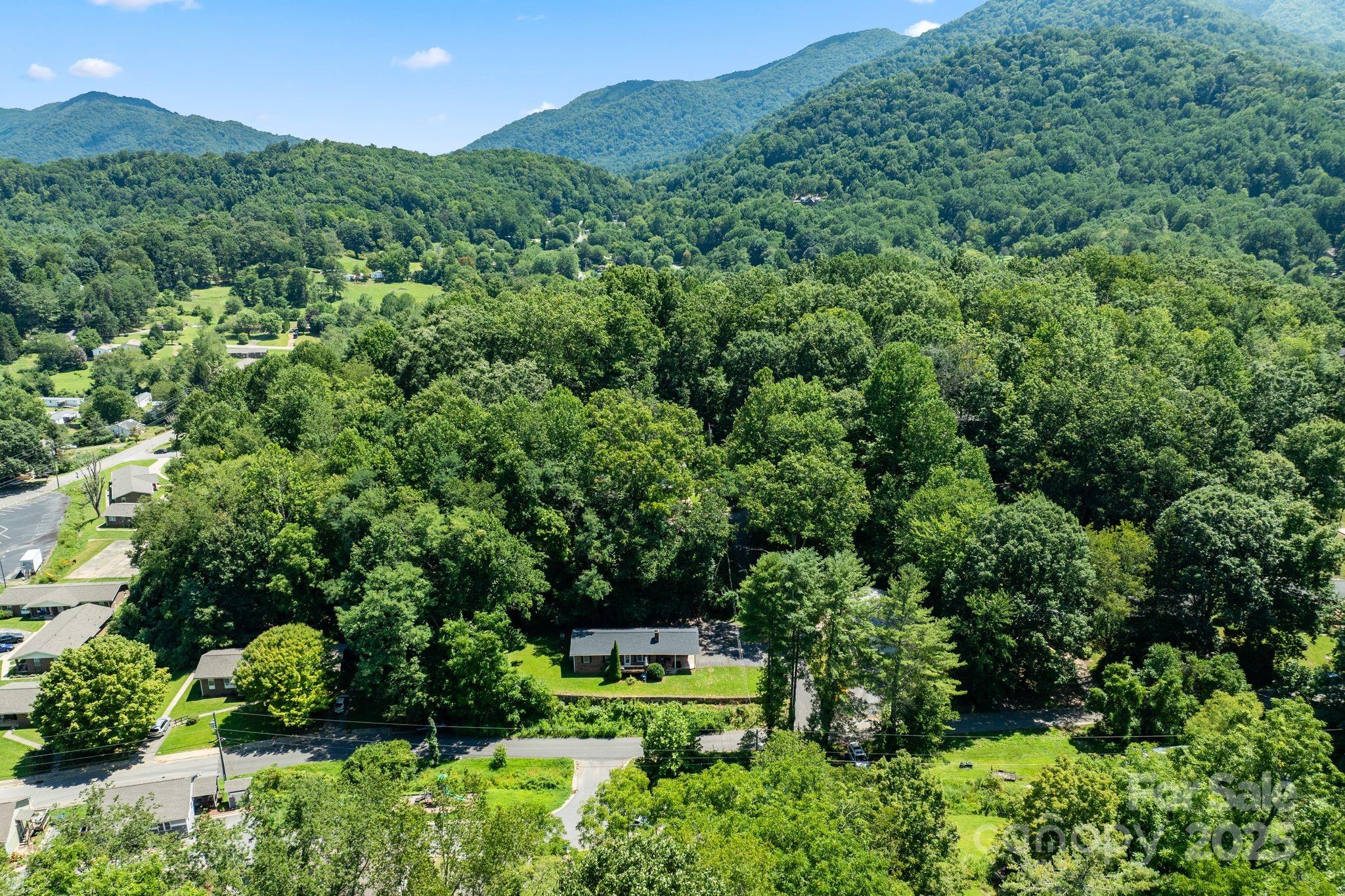 11 Stonecrest Heights