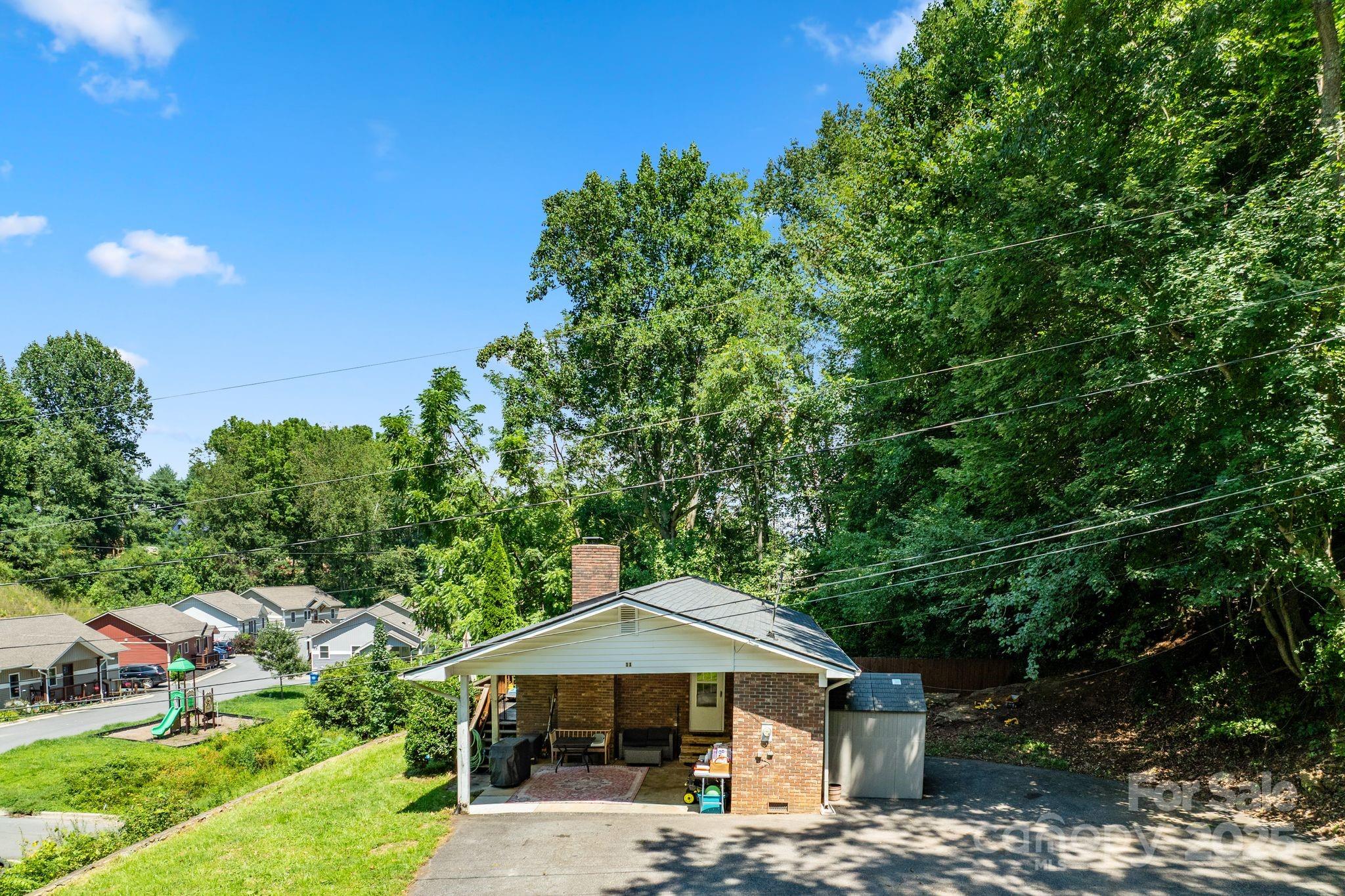 11 Stonecrest Heights