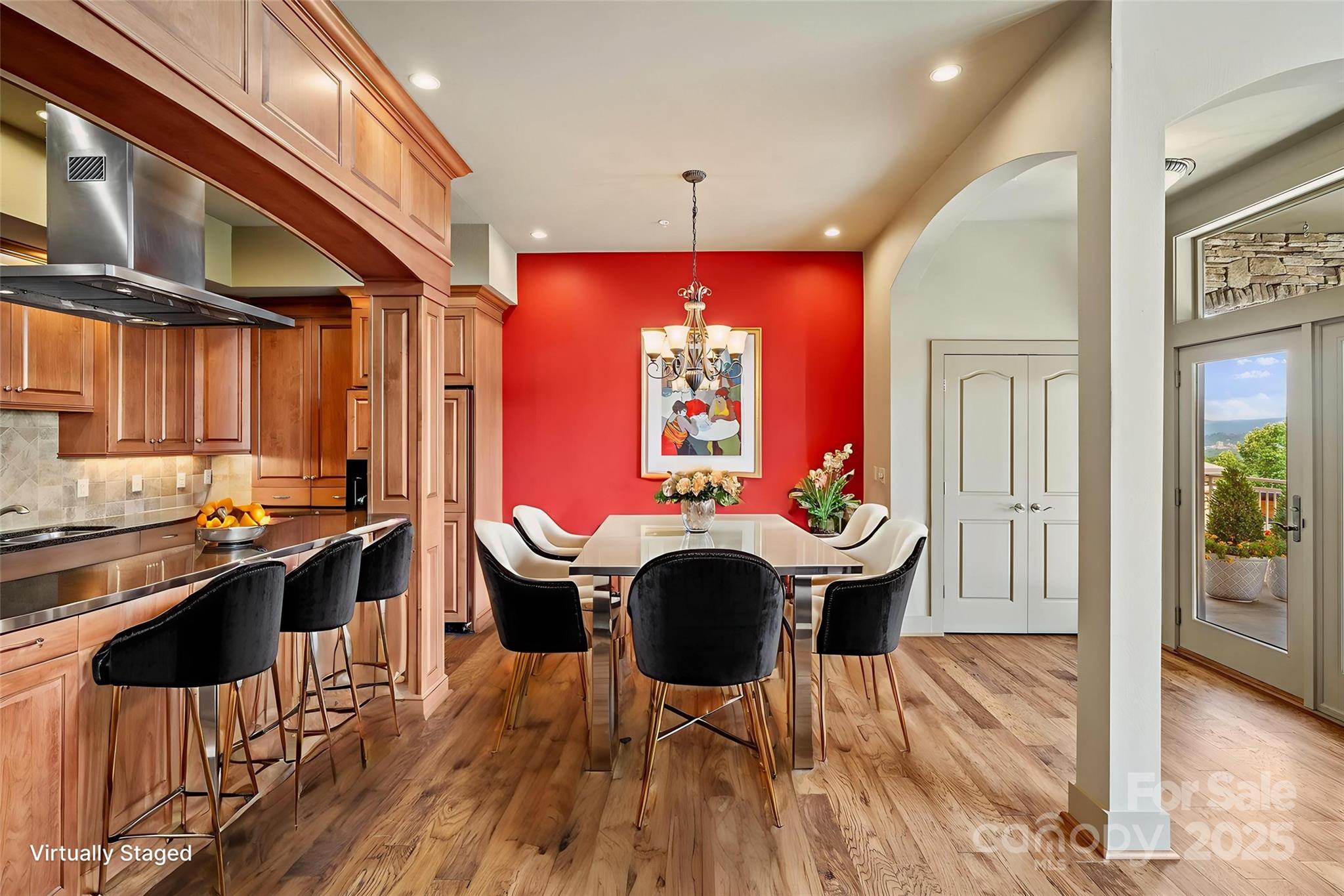 4 Chimney Crest Drive Unit: J