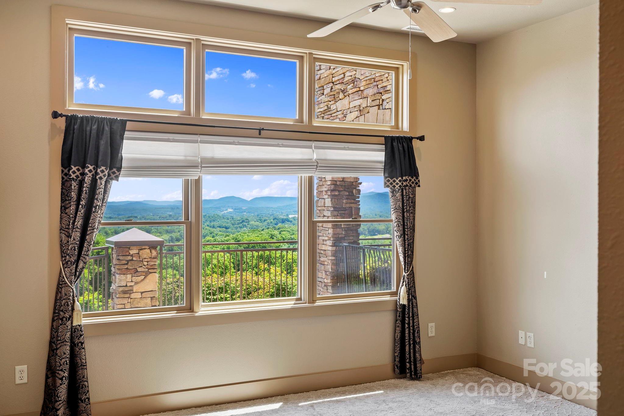 4 Chimney Crest Drive Unit: J