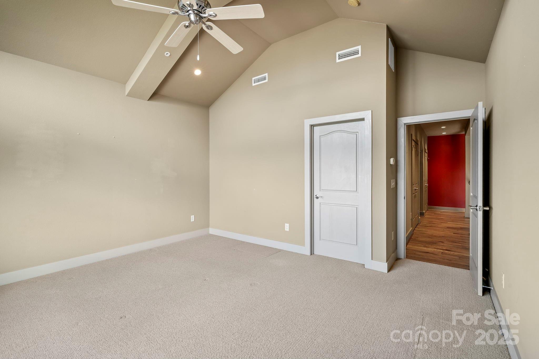 4 Chimney Crest Drive Unit: J