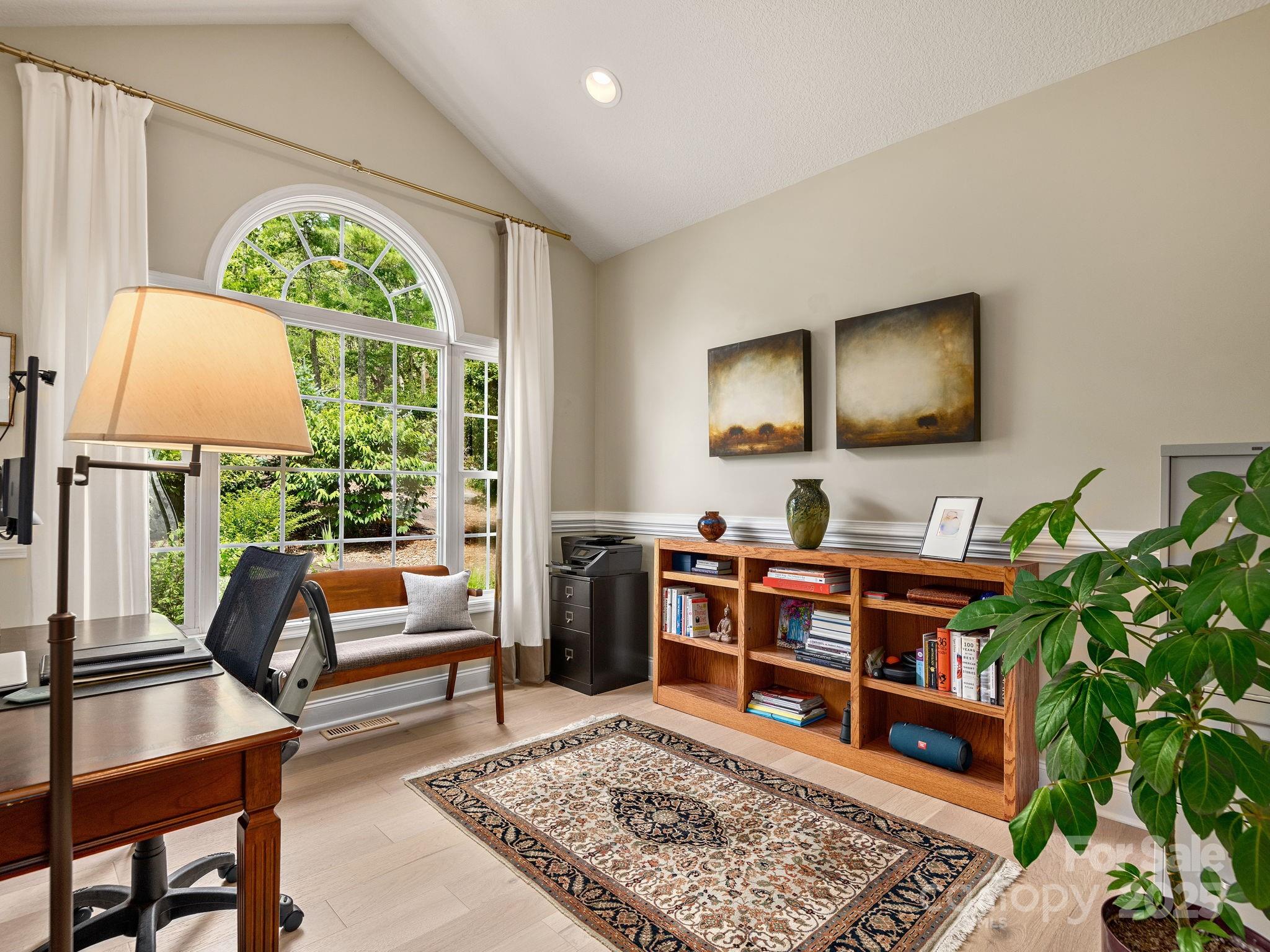 446 Charming Lane