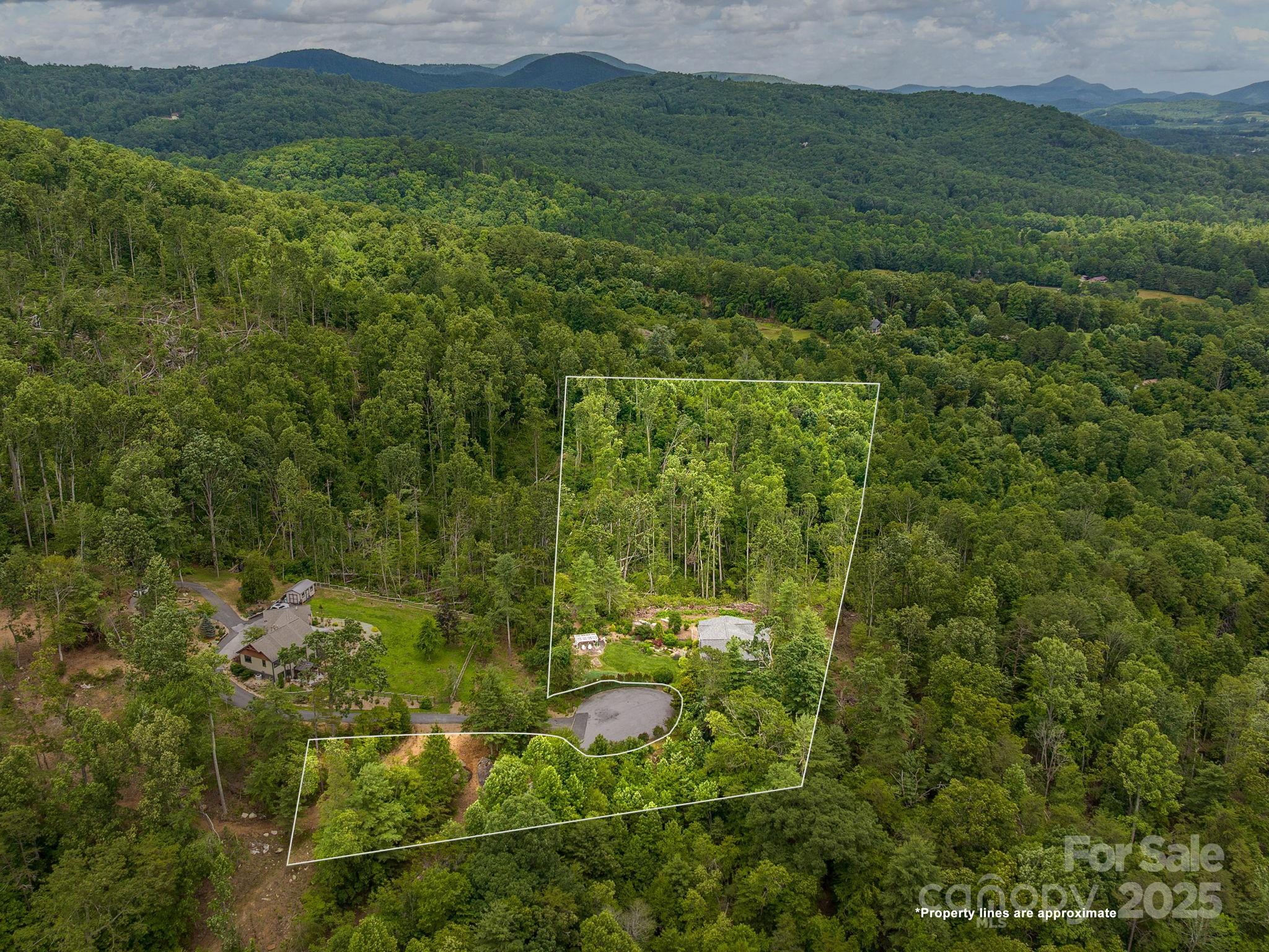 446 Charming Lane