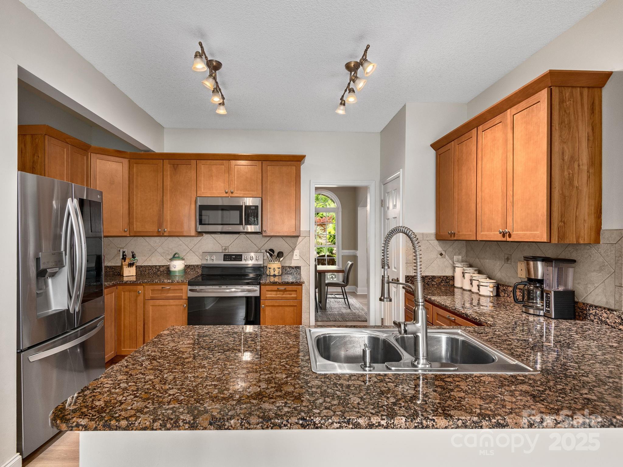 446 Charming Lane