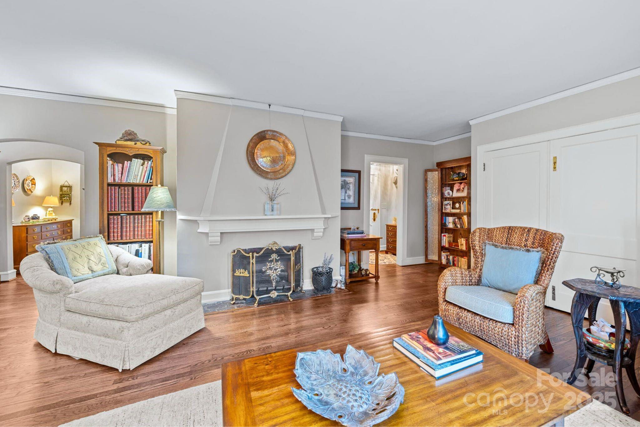 185 Macon Avenue Unit: B9