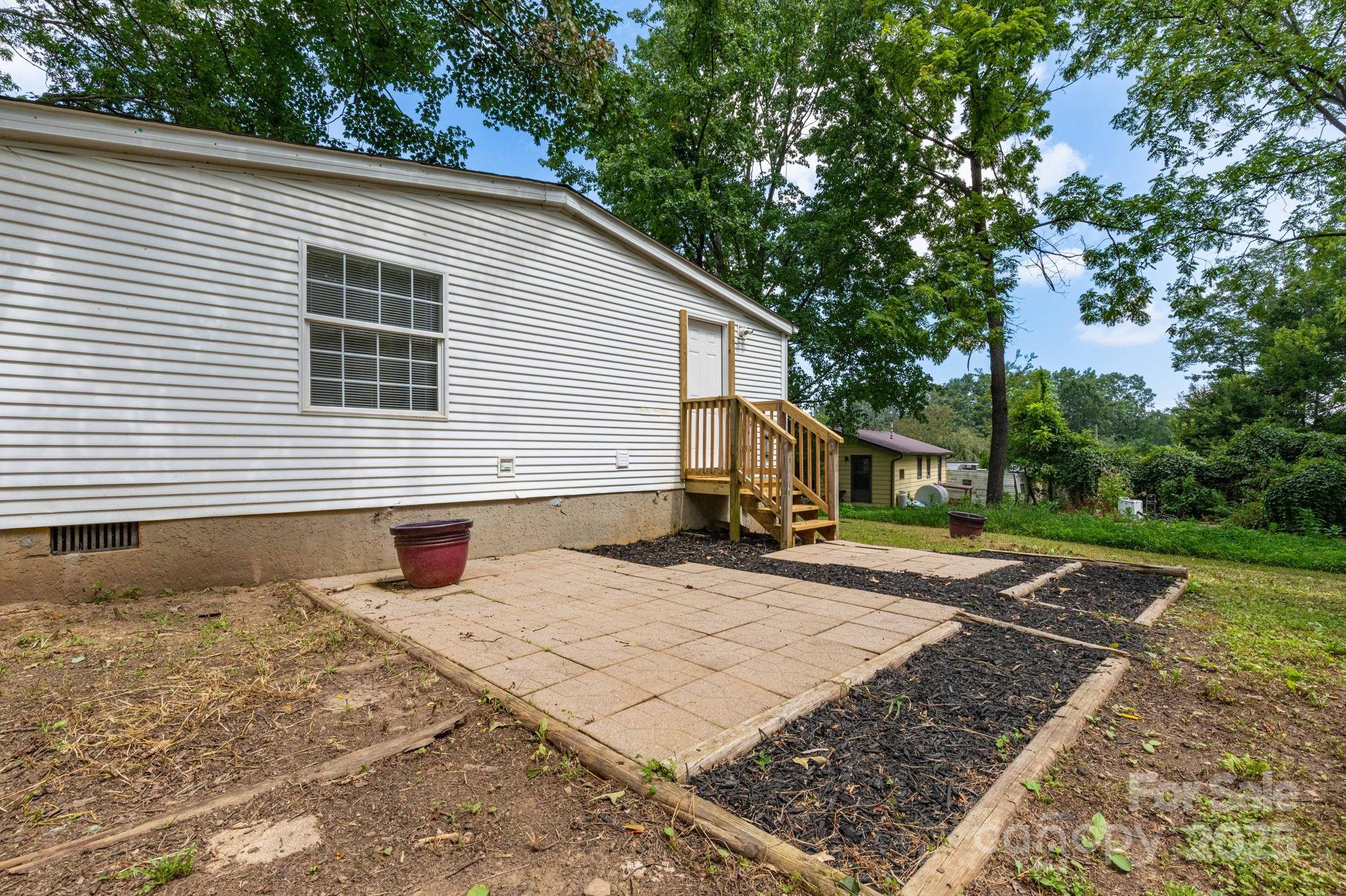 35 Glenview Place