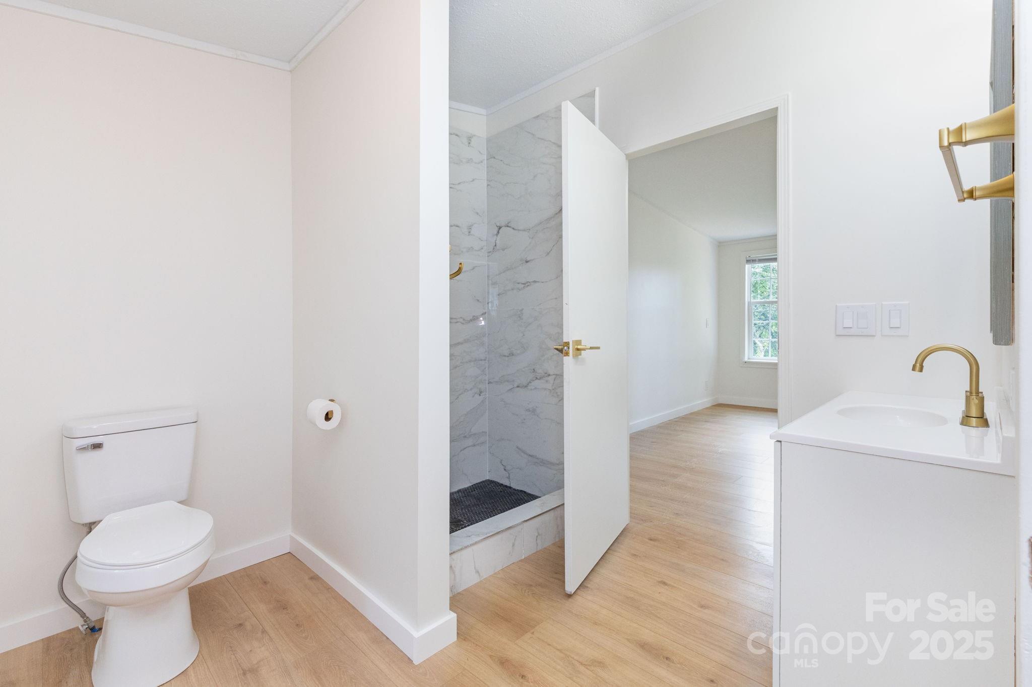 35 Glenview Place