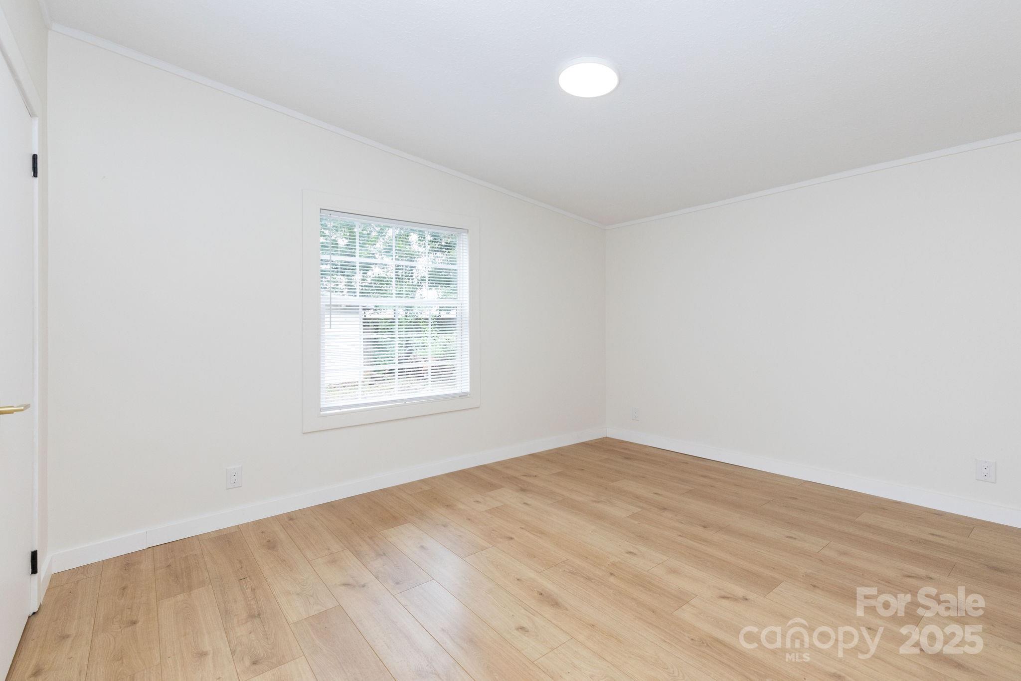 35 Glenview Place