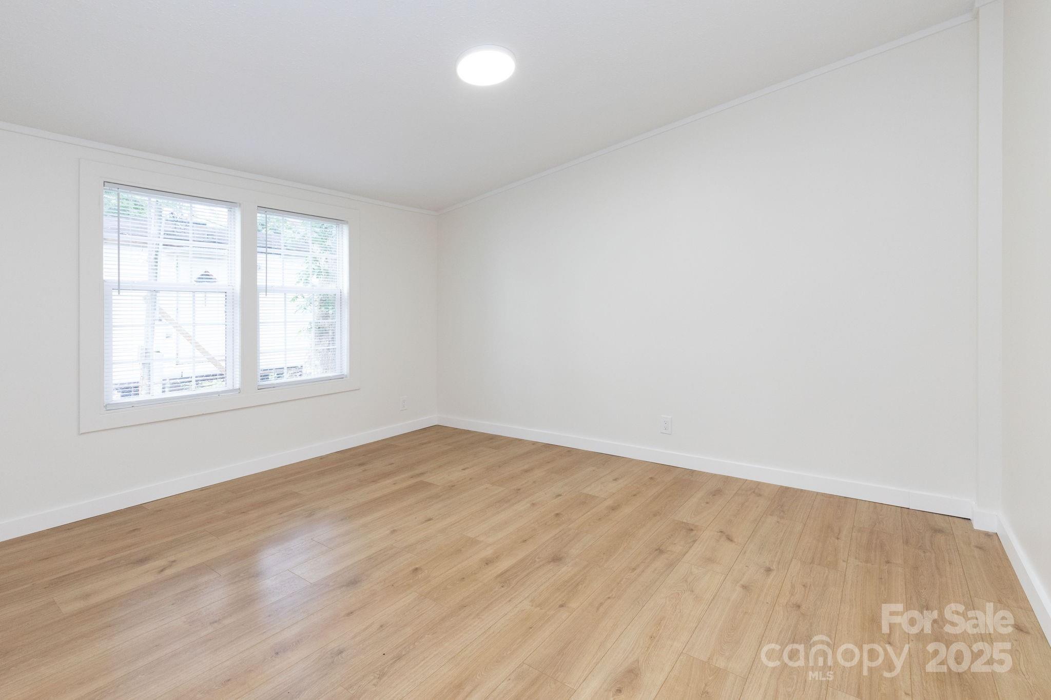 35 Glenview Place