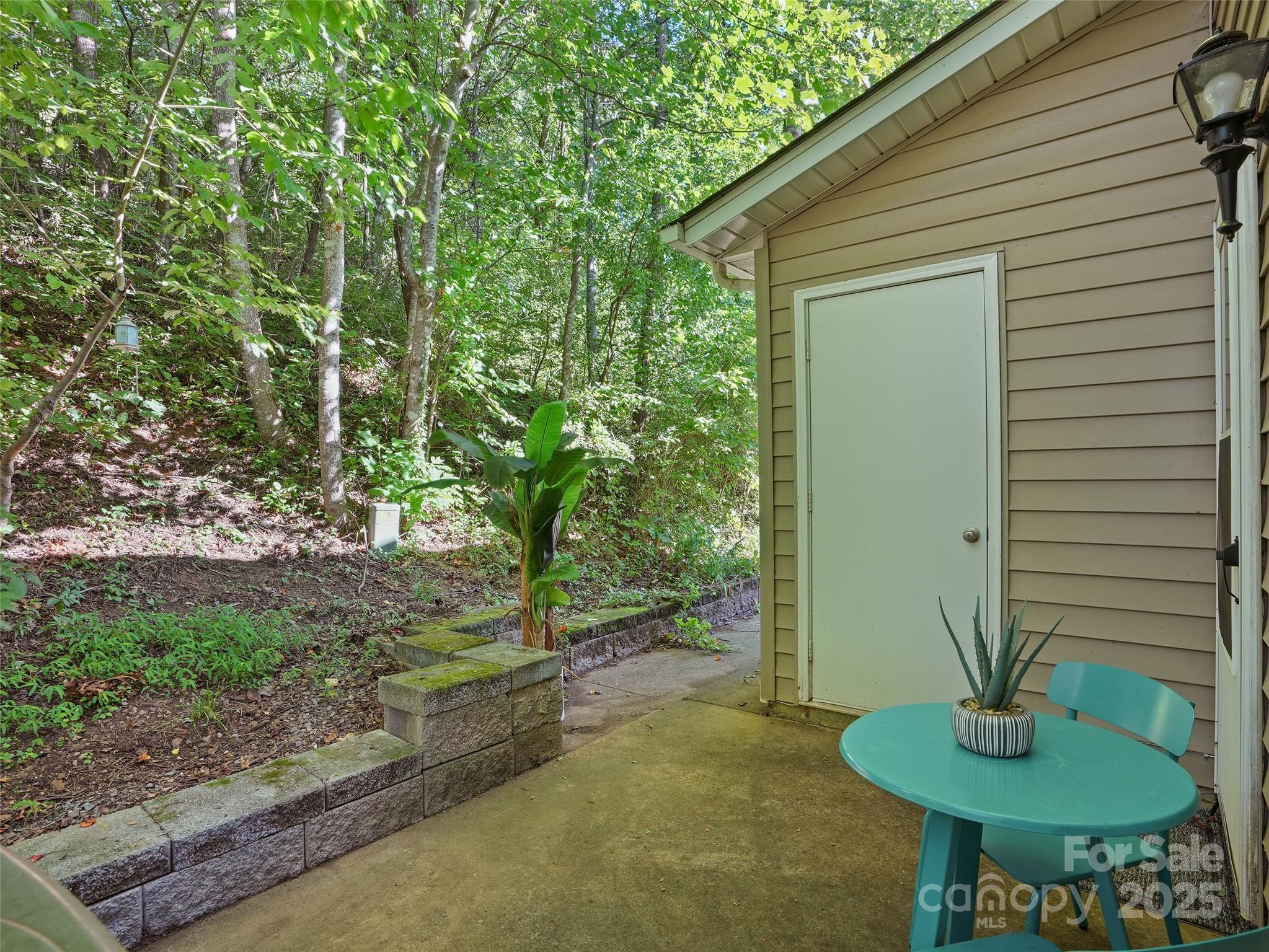 1 Rocking Porch Road