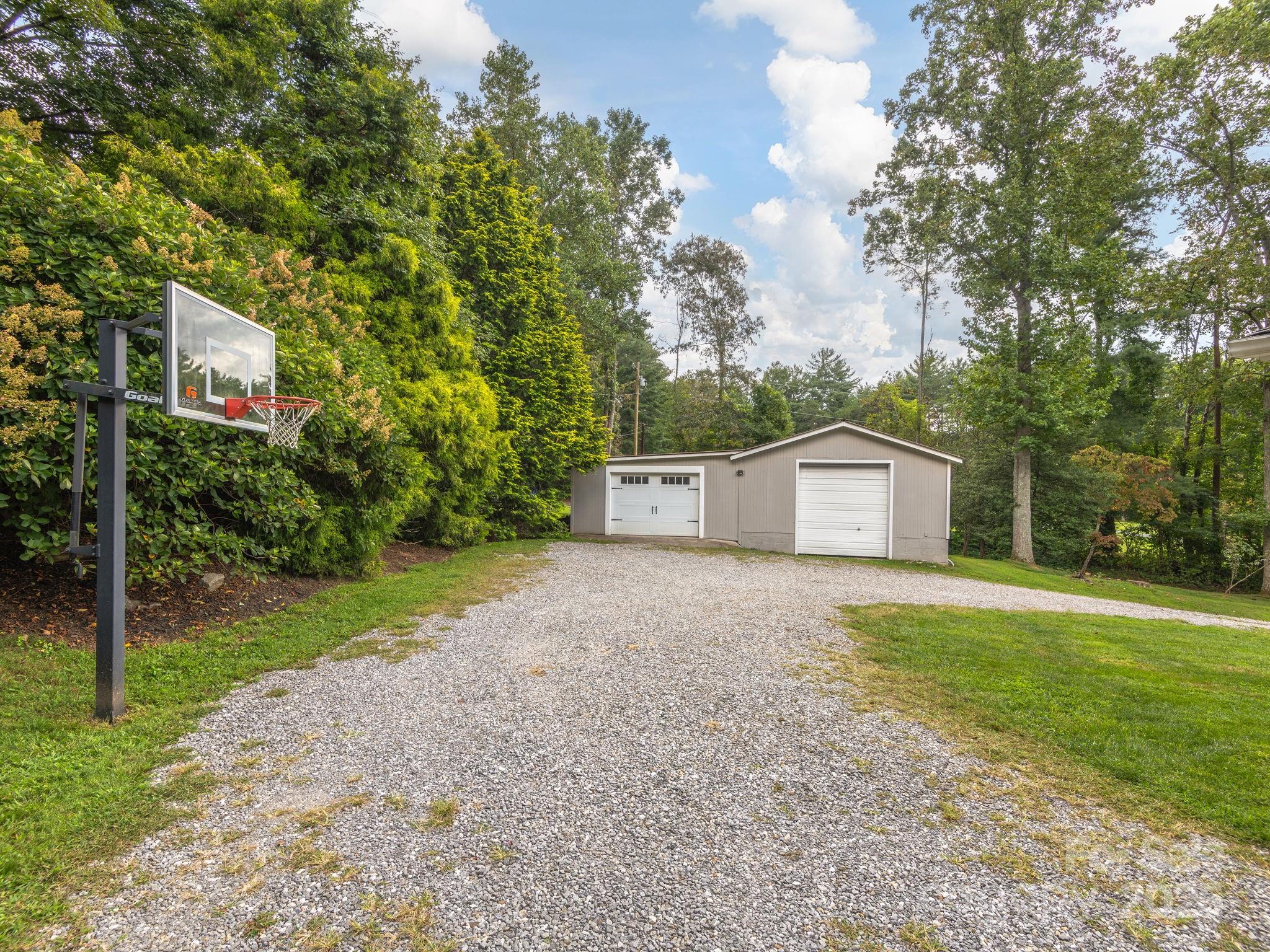 23 Rogers Ridge Road