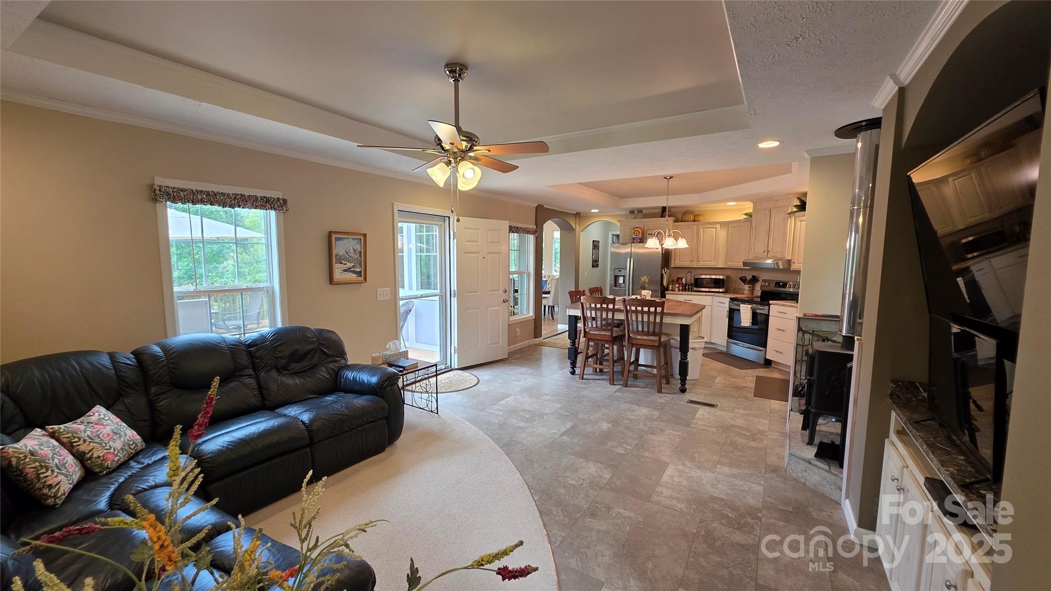 47 Honey Hill