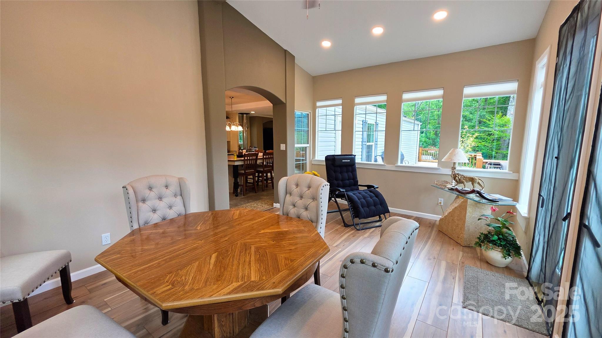 47 Honey Hill