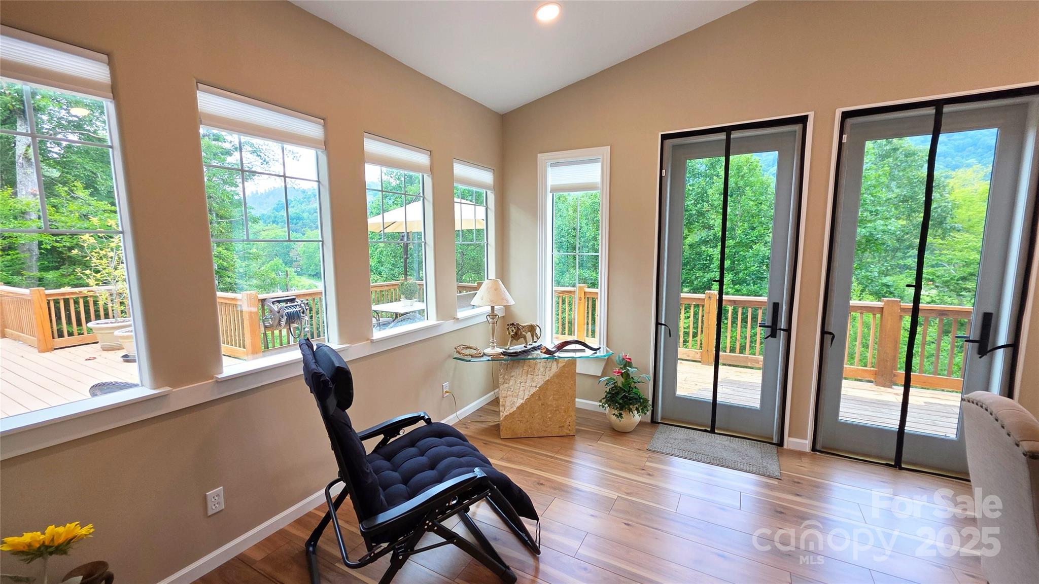 47 Honey Hill