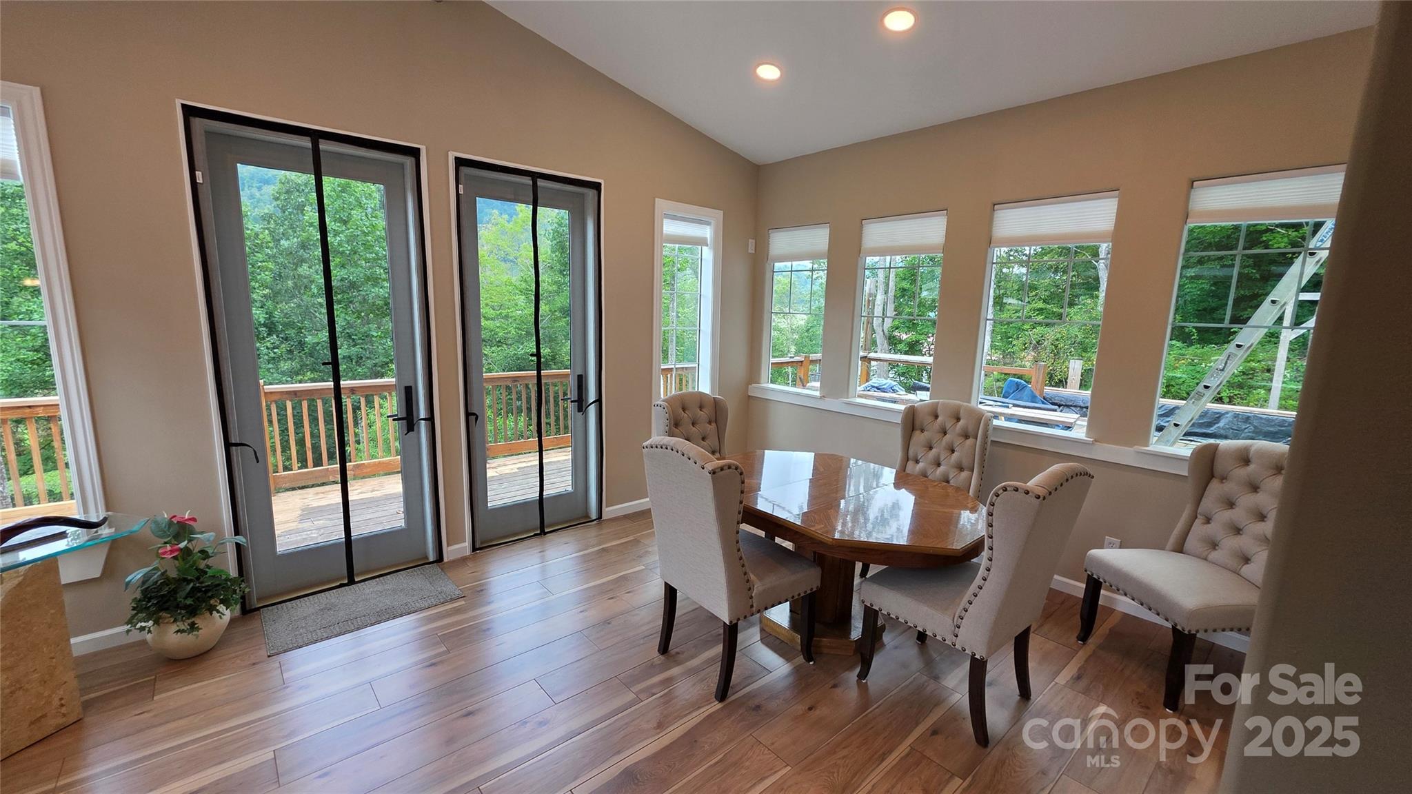 47 Honey Hill