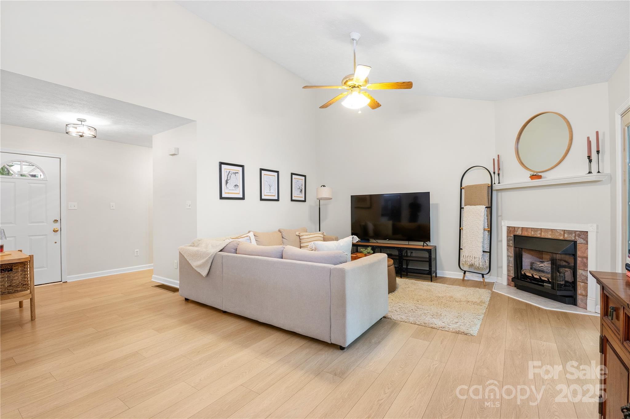 38 Leatherwood Drive