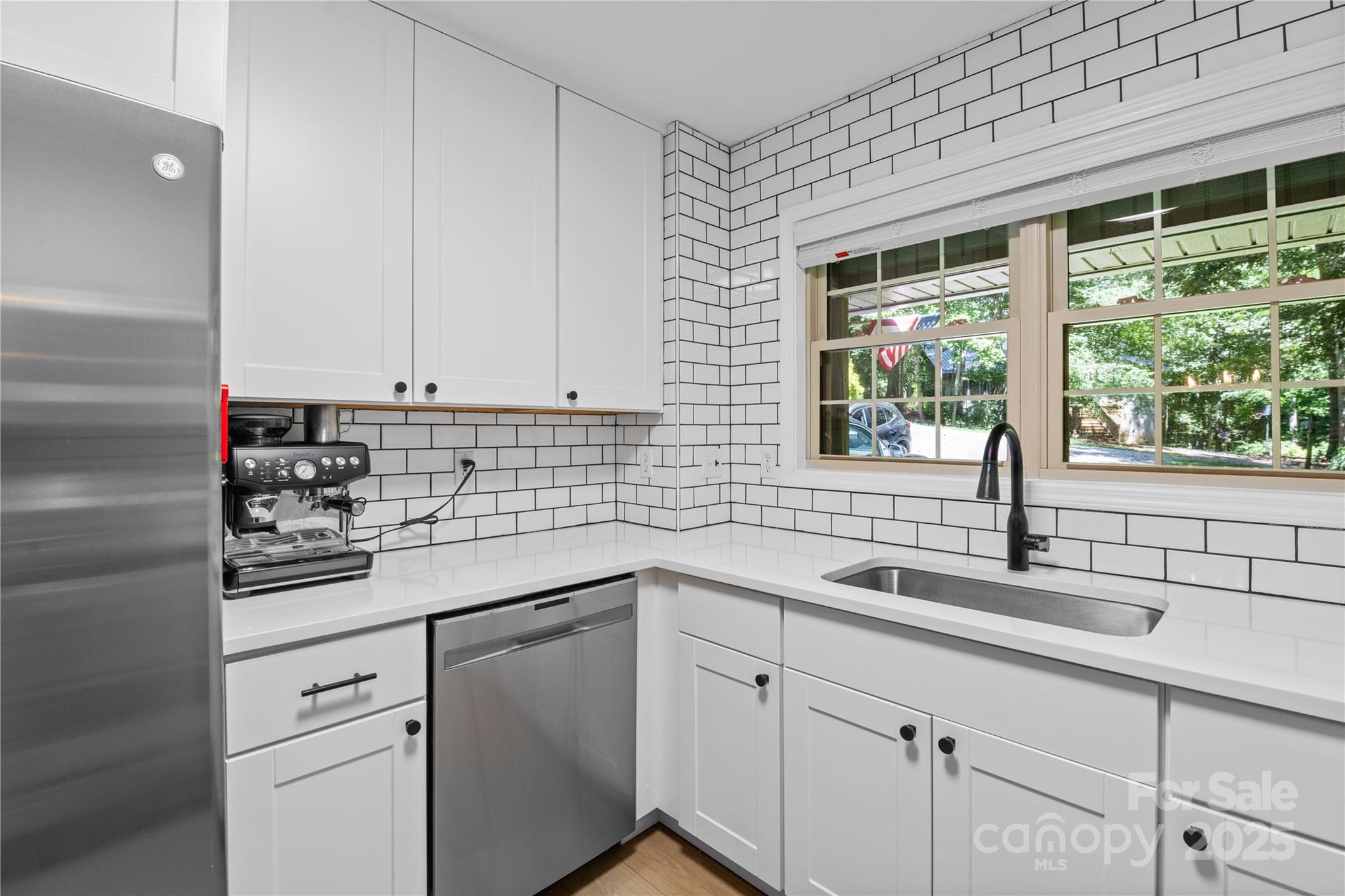 38 Leatherwood Drive