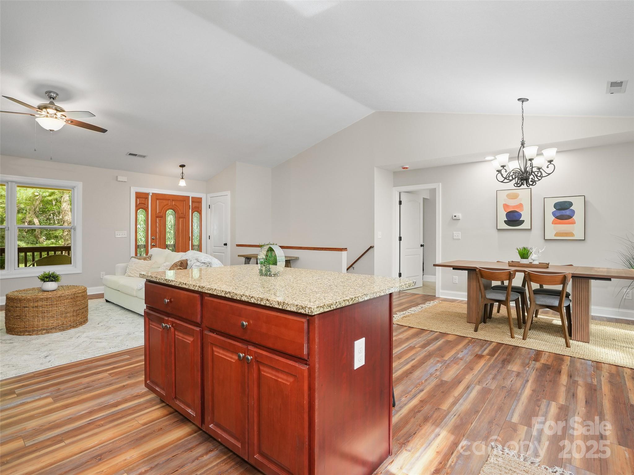 11 Tahchee Trail