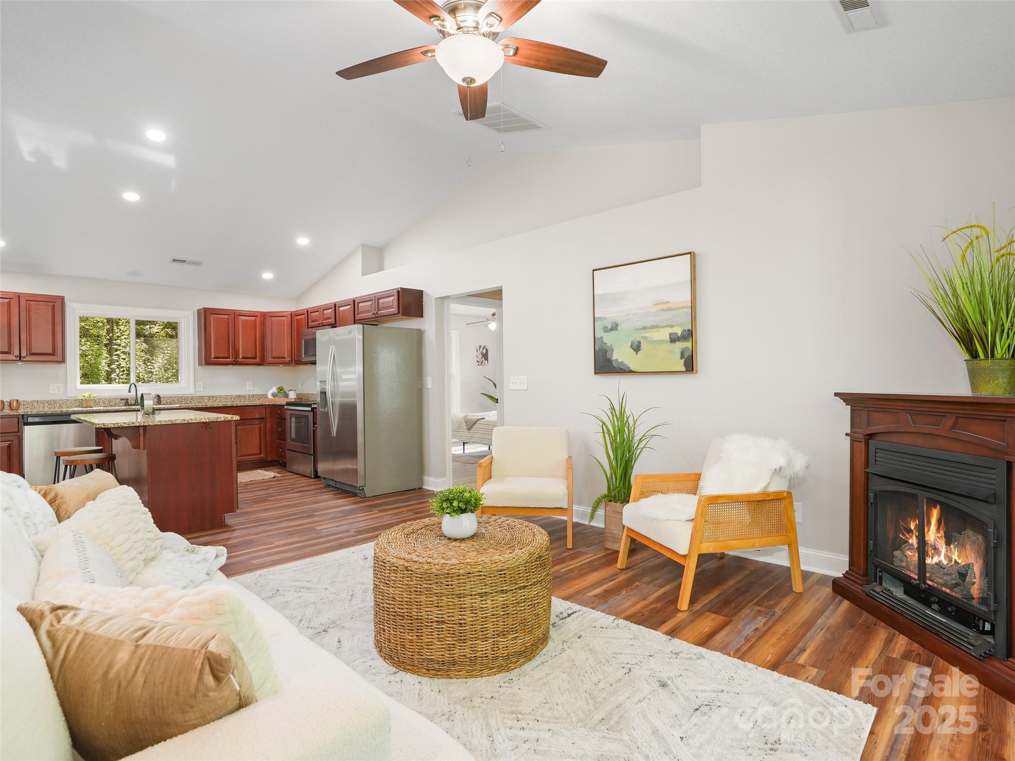 11 Tahchee Trail