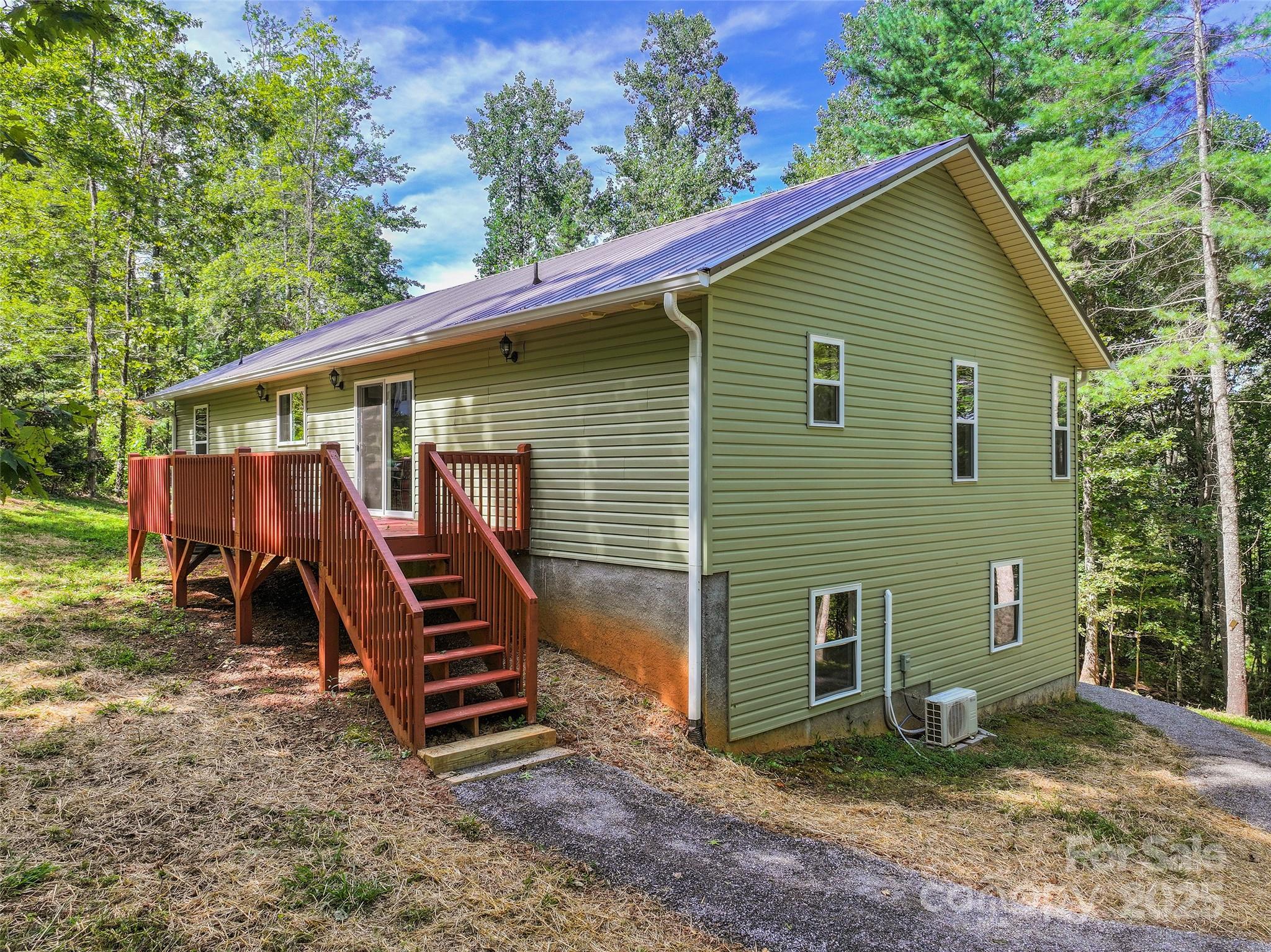 11 Tahchee Trail