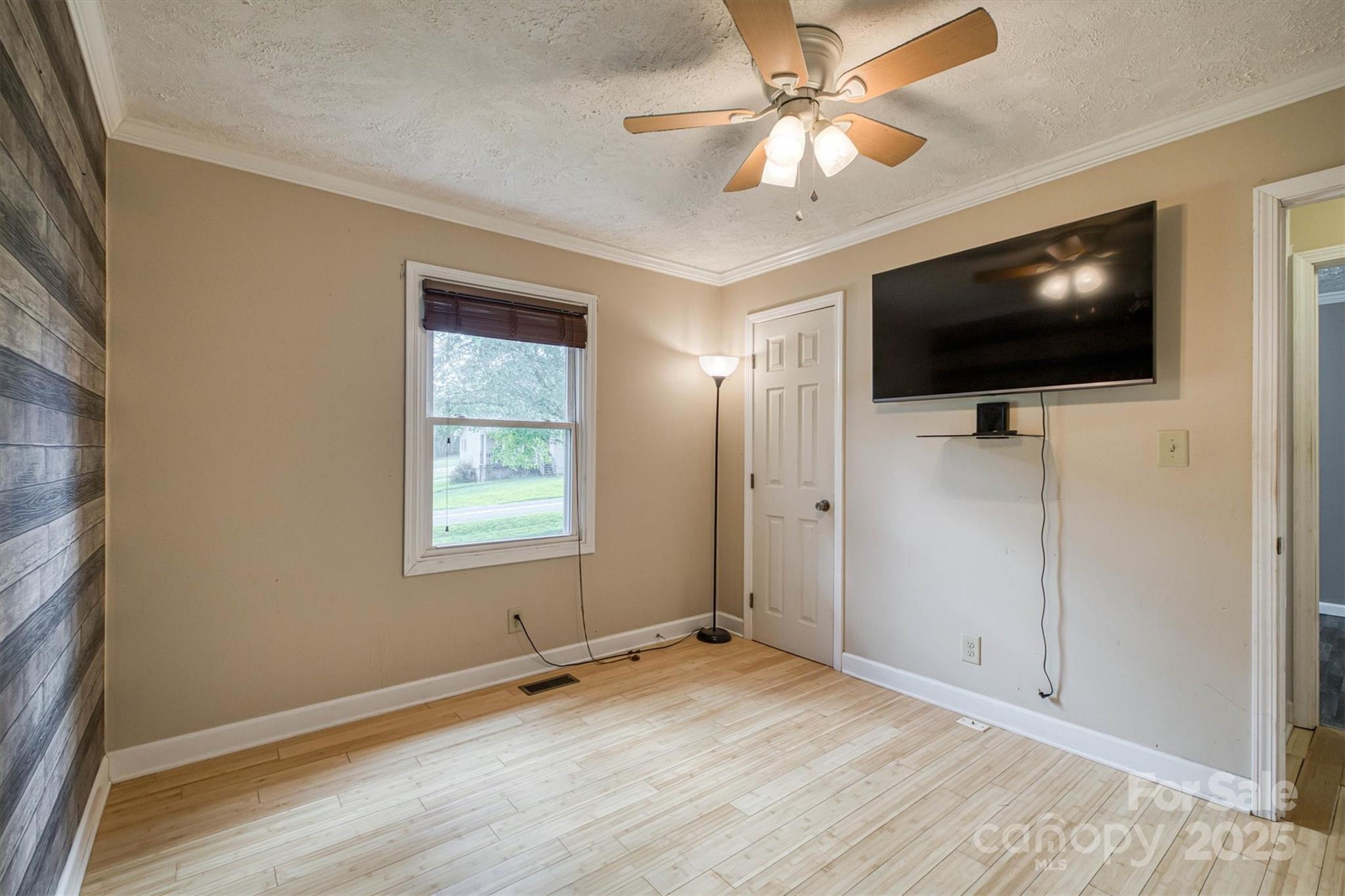 5029 Scott Road