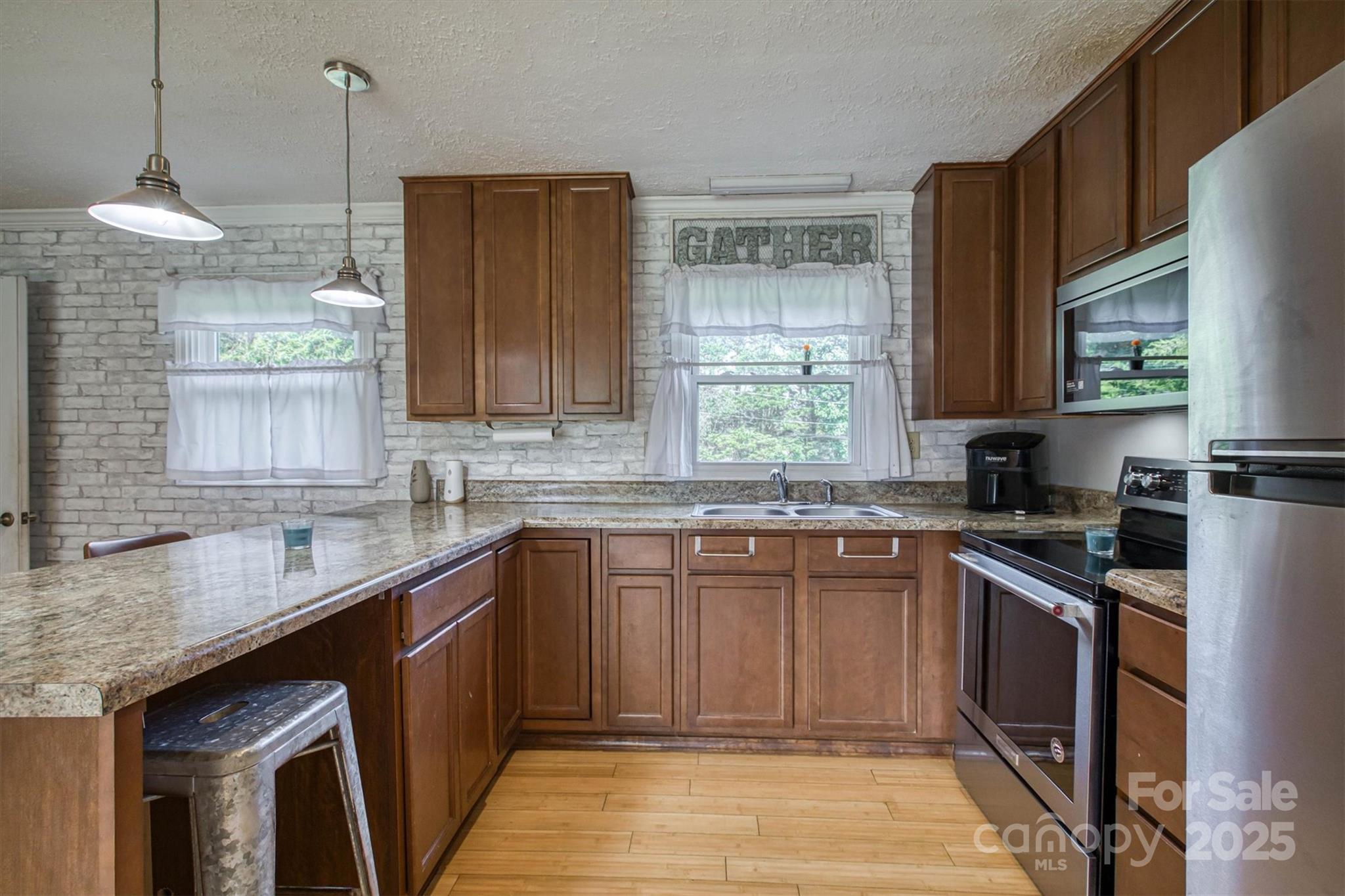 5029 Scott Road
