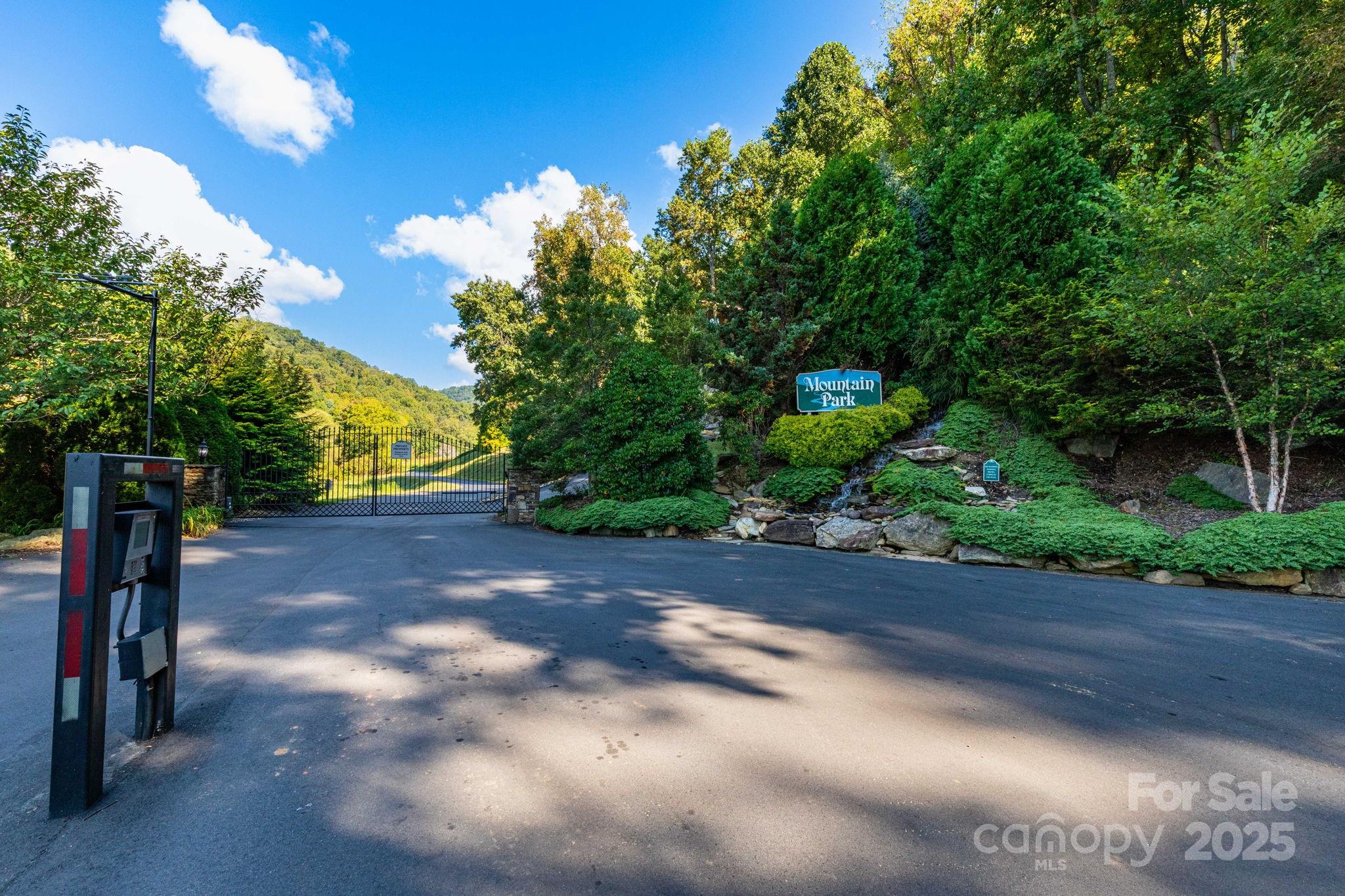 300 Running Deer Lane Unit: 70