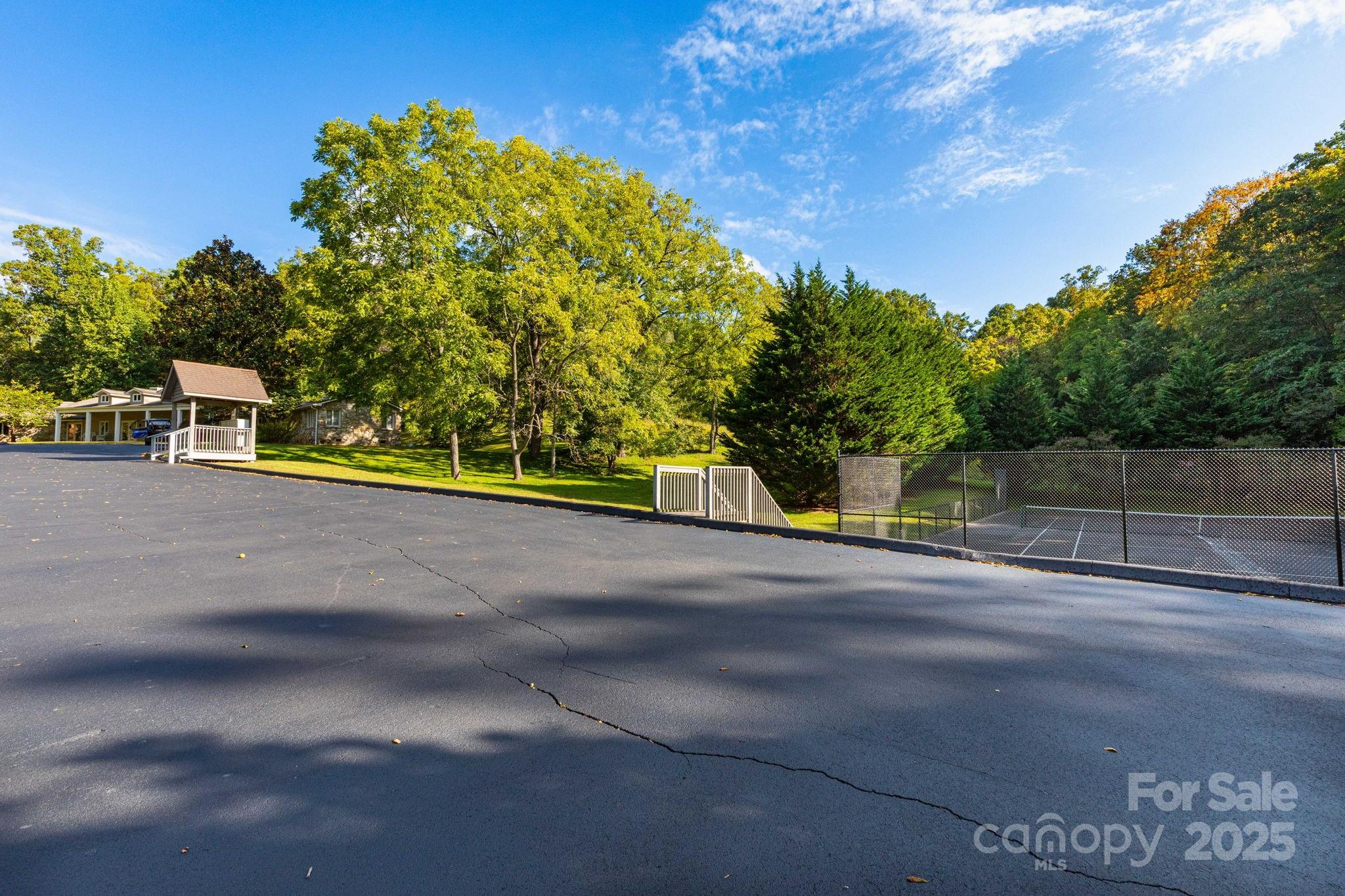 300 Running Deer Lane Unit: 70