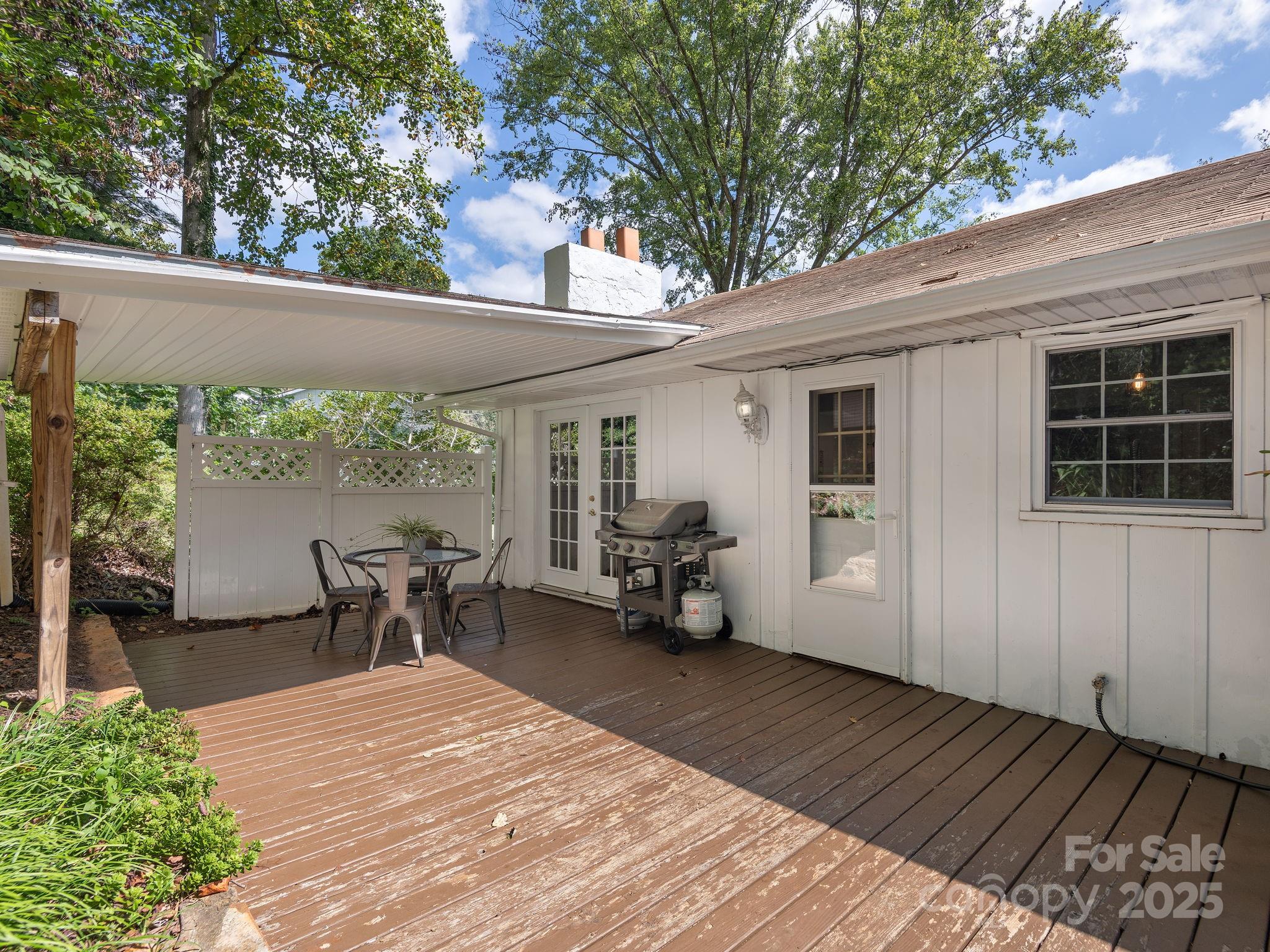 22 Waters Road