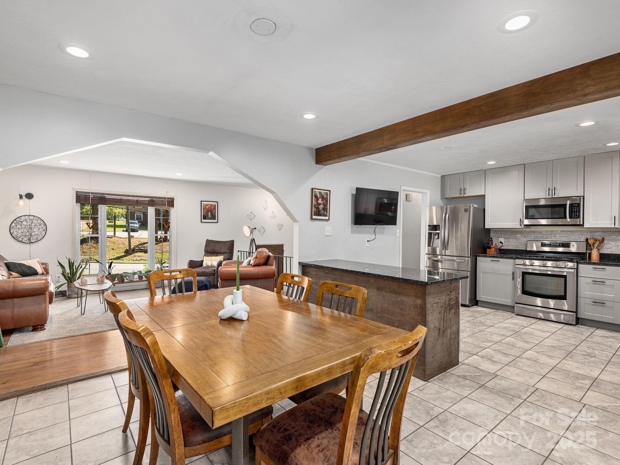 22 Waters Road
