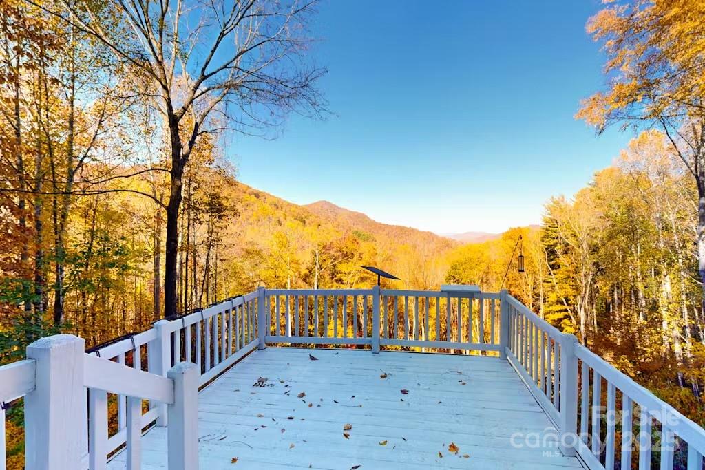 1299 Burnette Cove Road