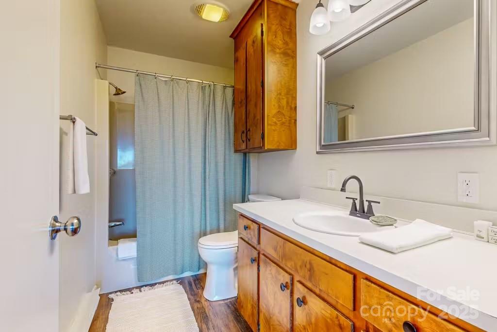 1299 Burnette Cove Road