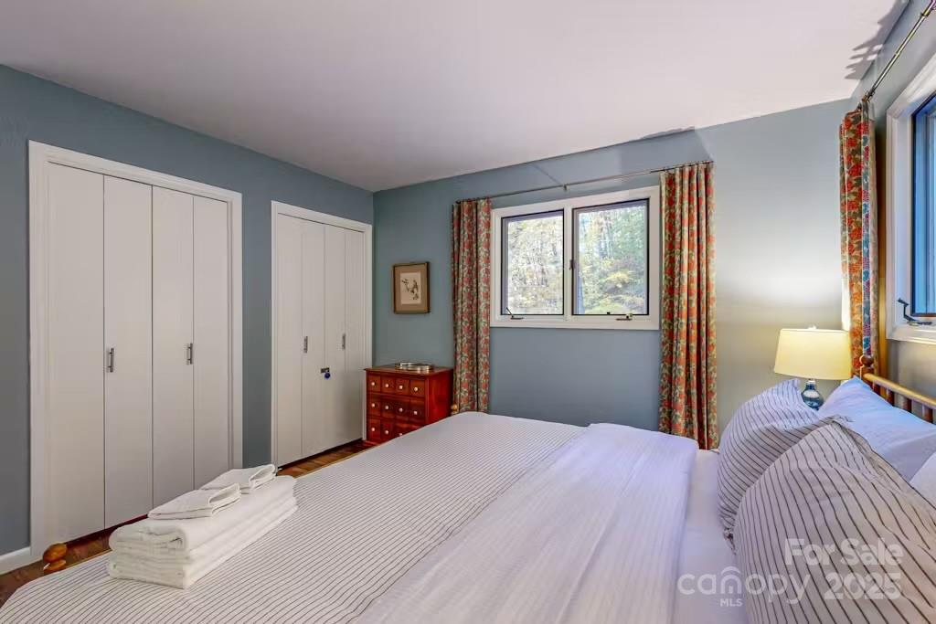 1299 Burnette Cove Road