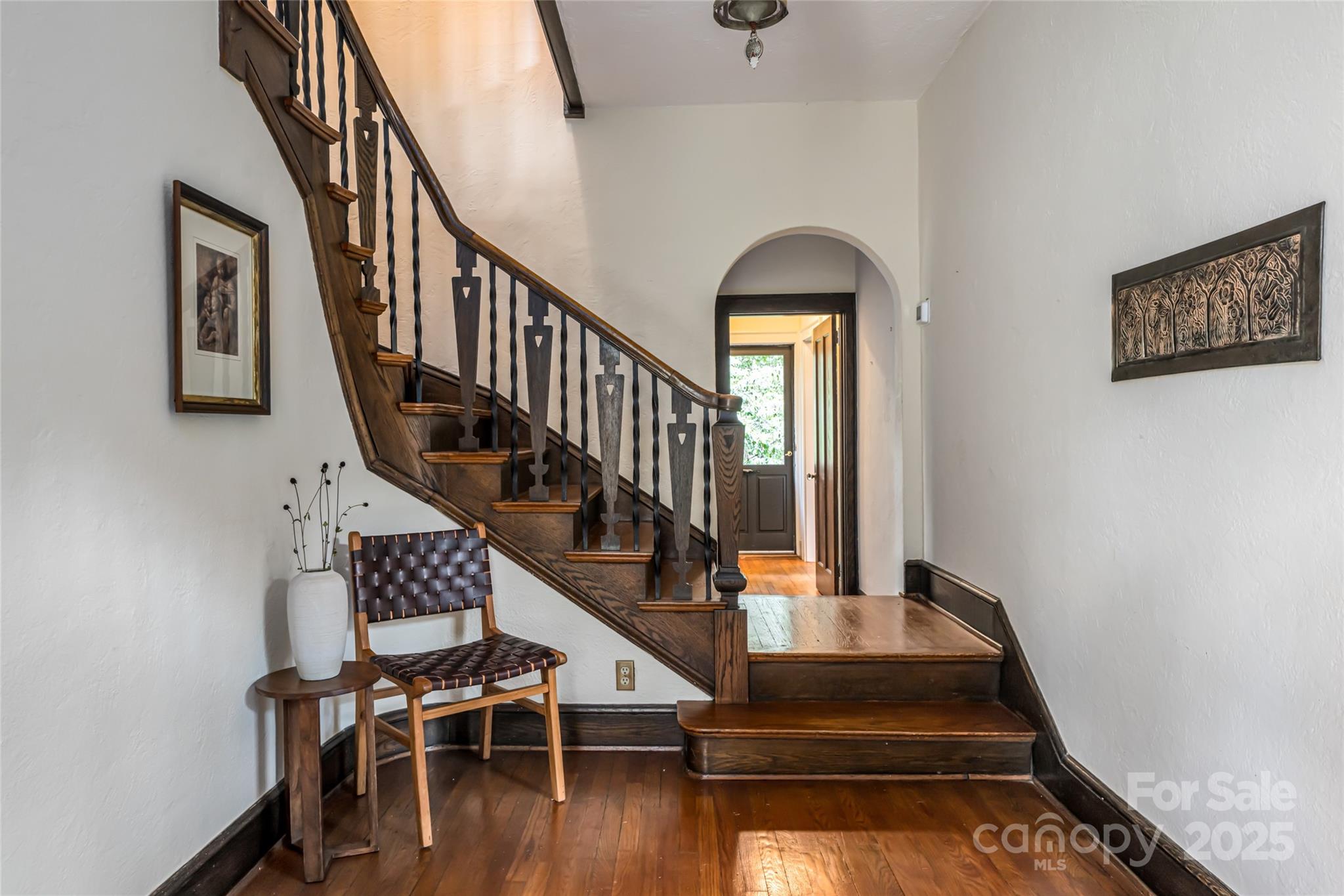 21 Lynwood Road
