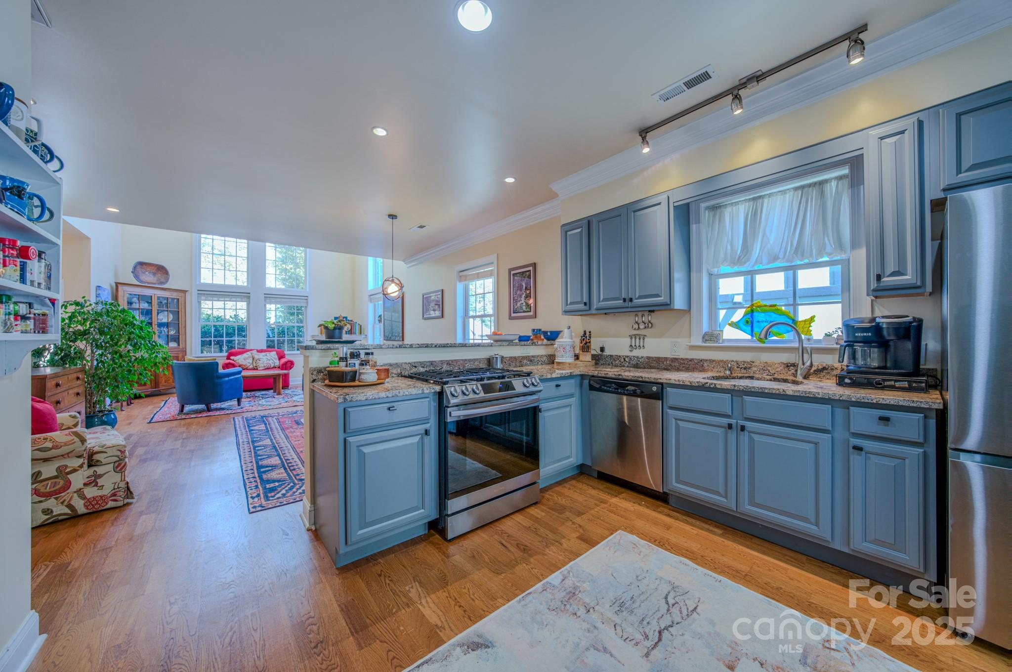 10 Trafalgar Circle